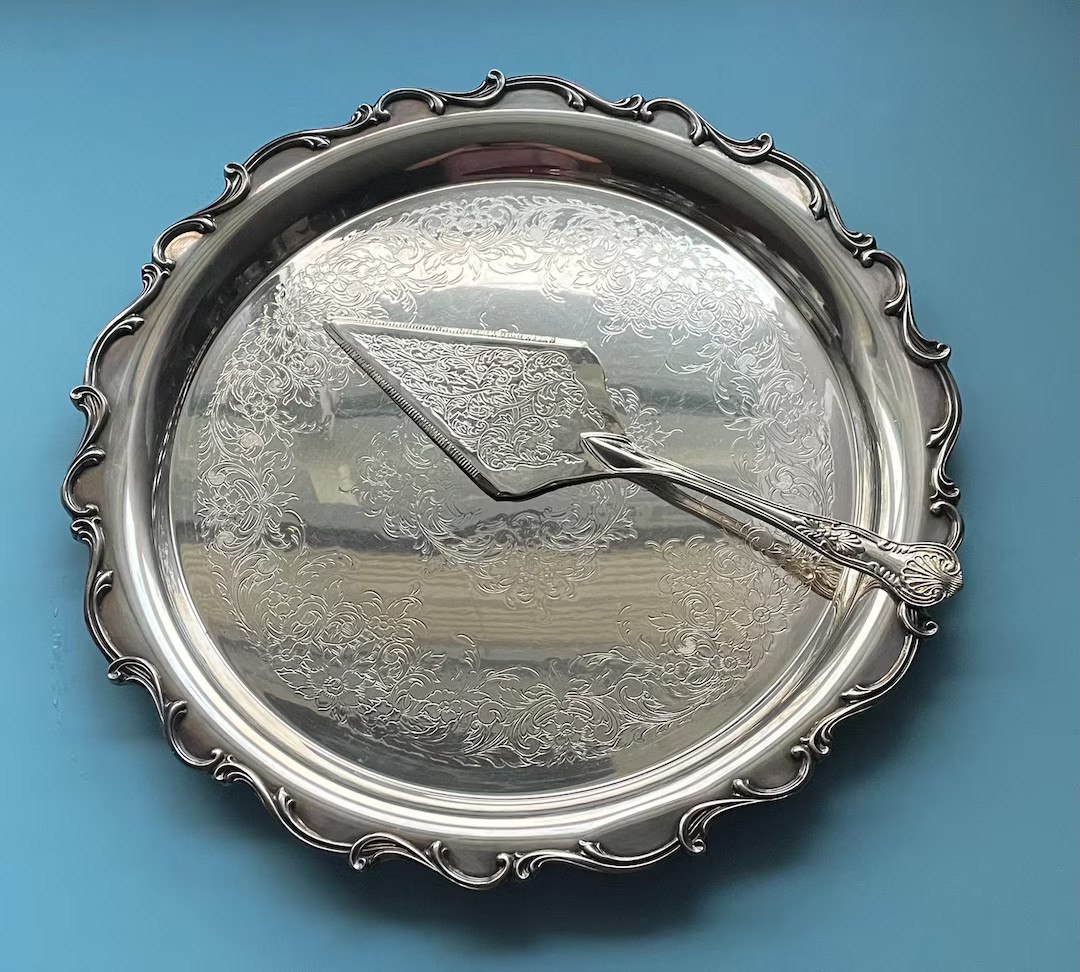 Vintage Silver Plated Cake Plate and Slicing Server: 14.5" Tray - Etsy | Etsy (US)