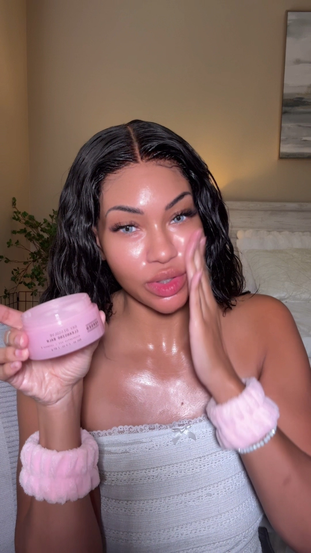 Let’s do our skincare together !

#LTKBeauty