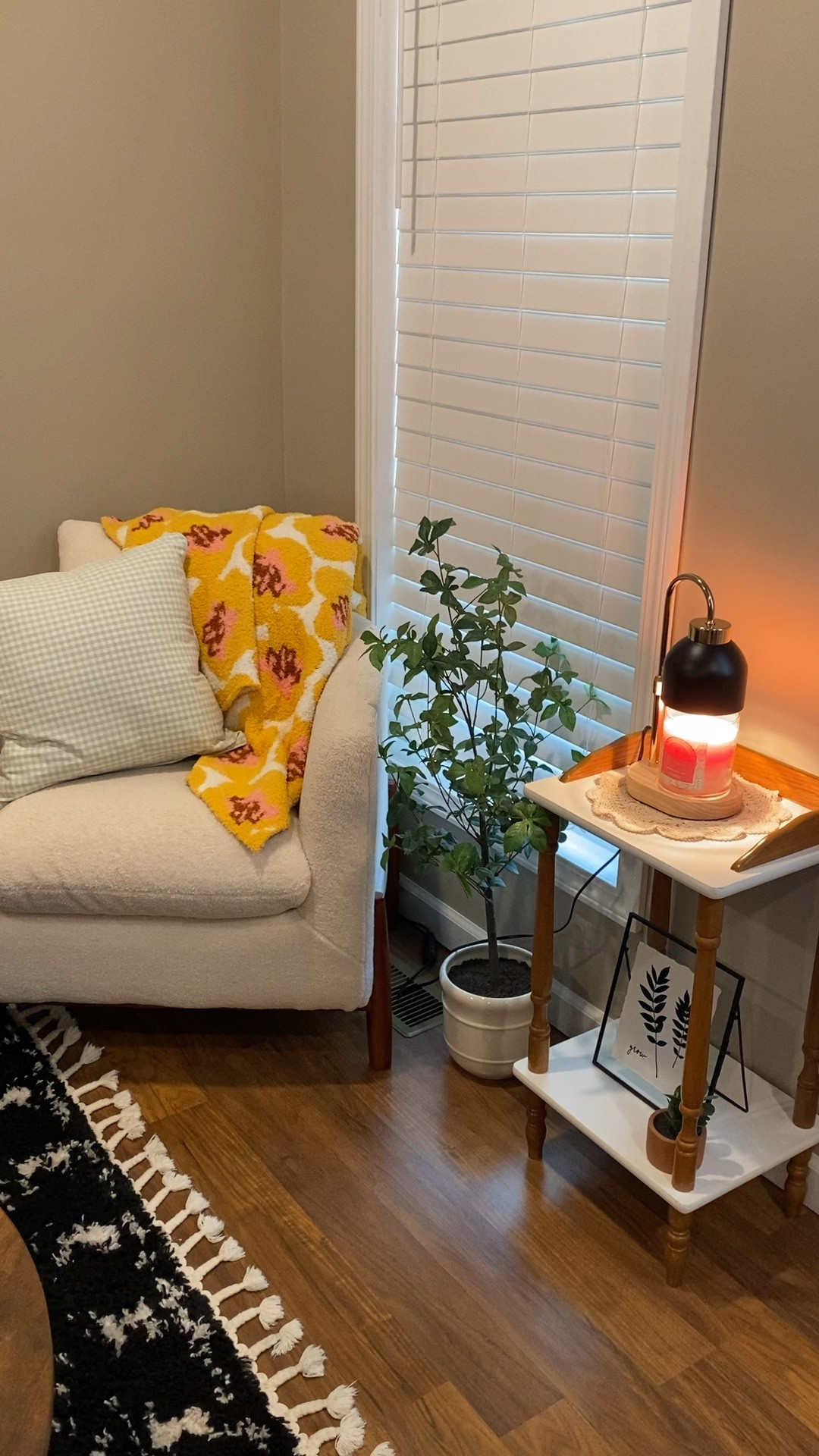 I got some new seasonal candles + a cute blanket from Target to add to my living room! 

 

#LTKHome #LTKFindsUnder50 #LTKFindsUnder100