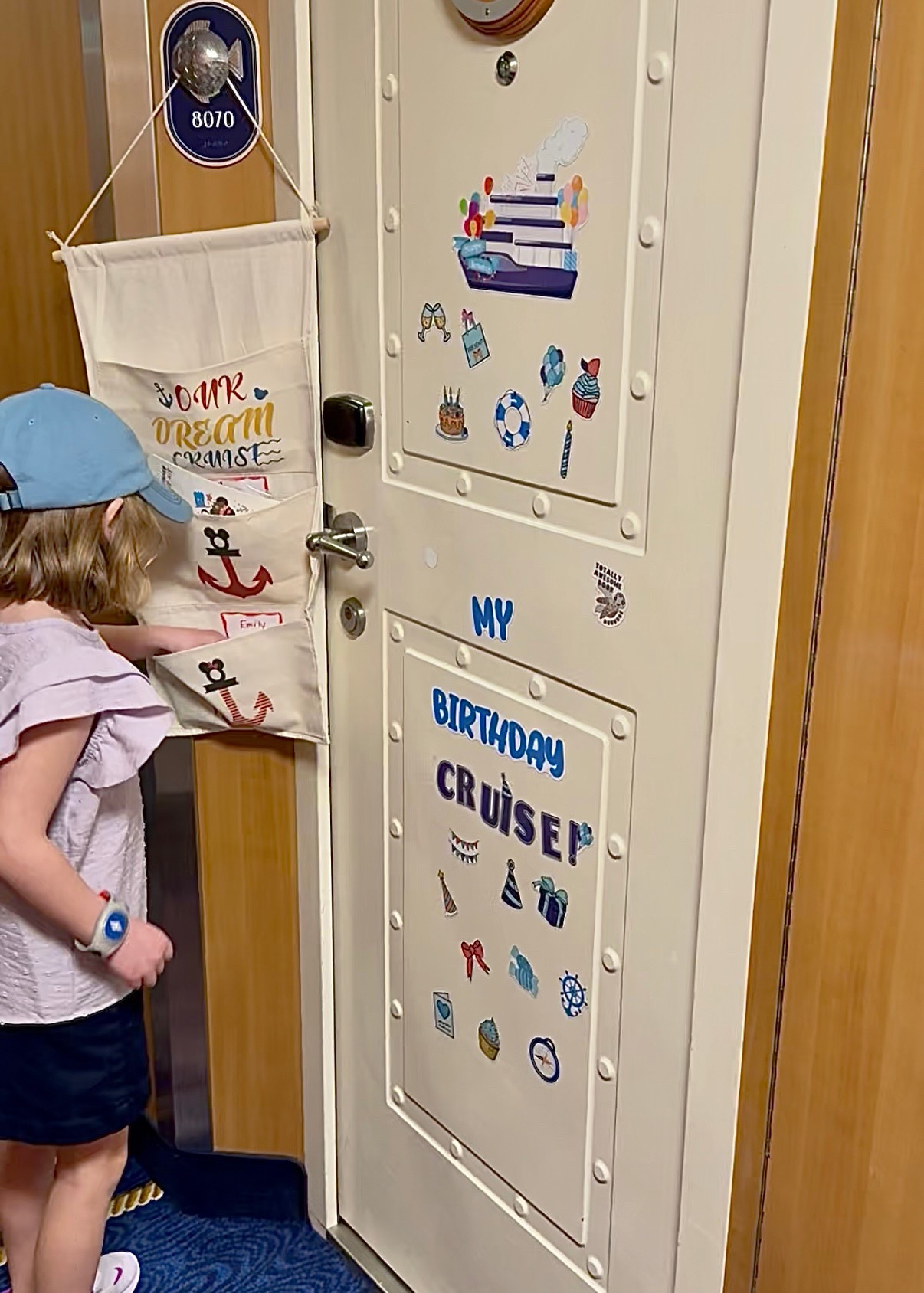 If you’re planning a Disney Cruise, don’t forget magnets for your room’s door and a fish extender so people can pixie dust your kids! 

#LTKmomlife #LTKTravel