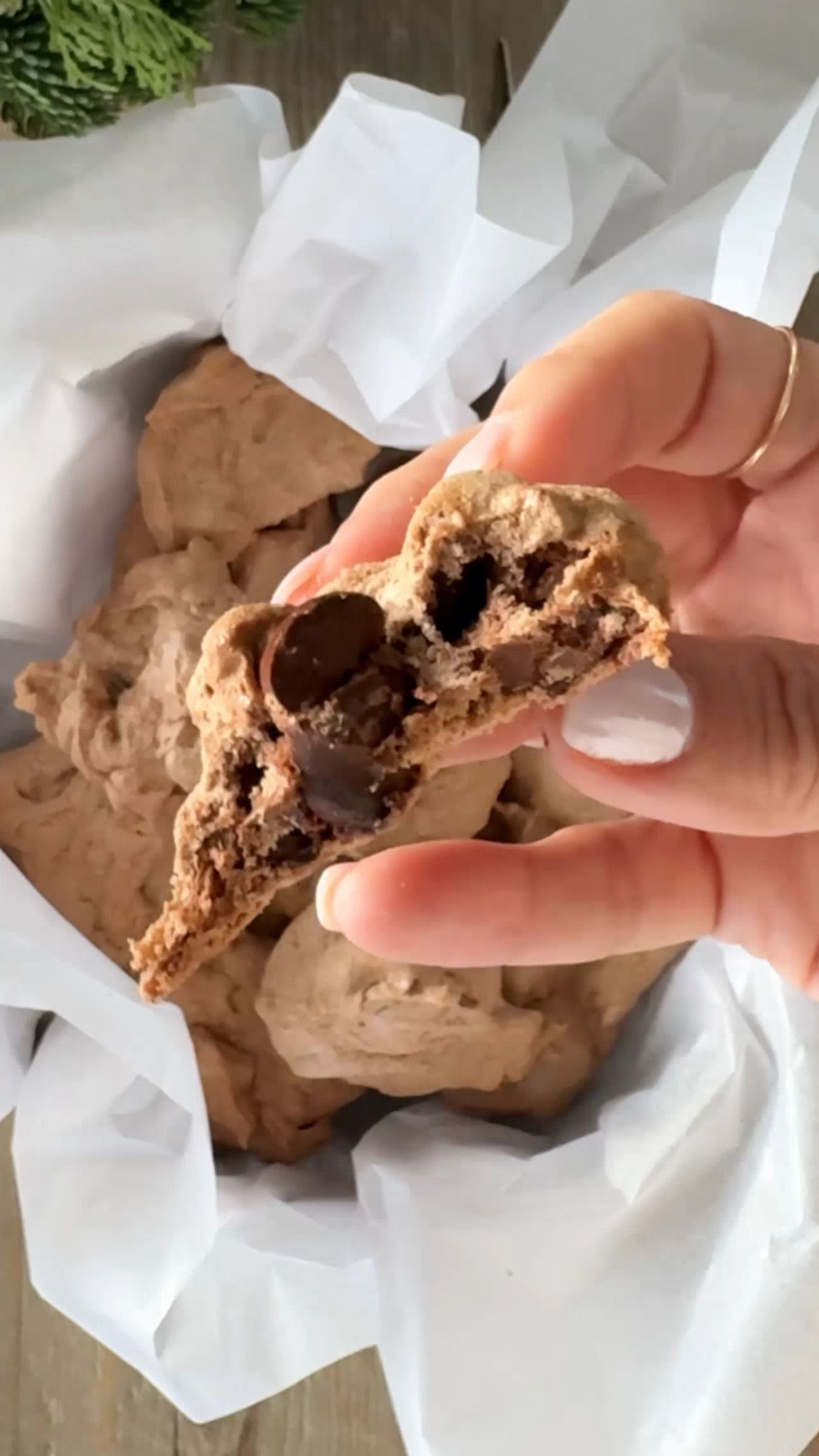 ☁️🍪 Chocolate Chip Clouds
Light as air, sweet as chocolate.
Made with just 6 ingredients and melt in your mouth.

Gluten-free, low-calorie, and totally bakery-worthy.
Recipe linked here 🤍

Follow @skinnytaste for lighter desserts that never sacrifice taste 💛 

 #LTKHoliday #LTKfoodie #LTKSeasonal