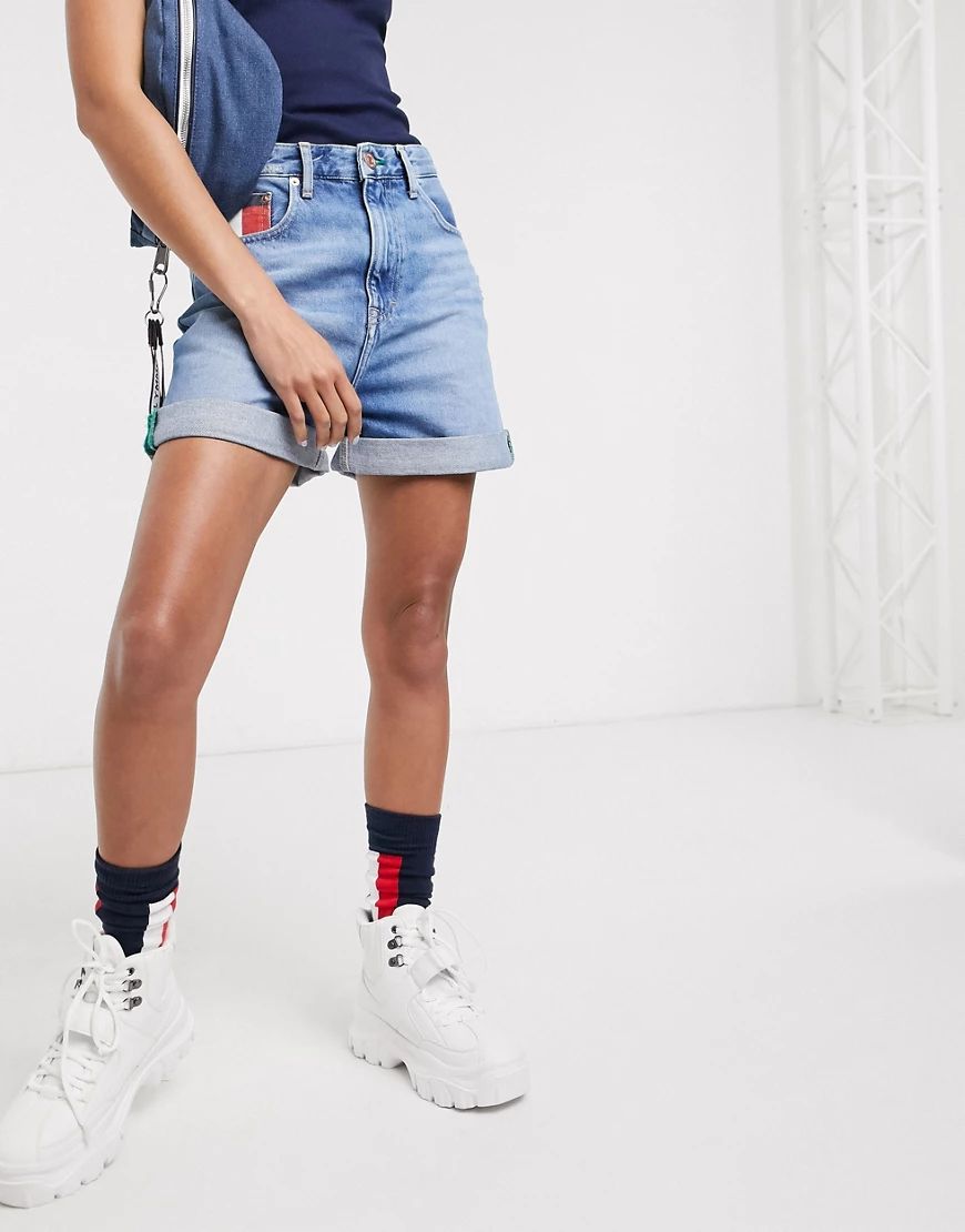 Tommy Jeans high rise denim mom shorts in midwash blue | ASOS (Global)