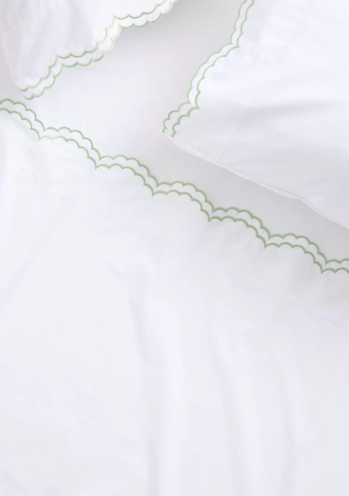 300 Thread Count Scallop Embroidered Sheet Set | Belk