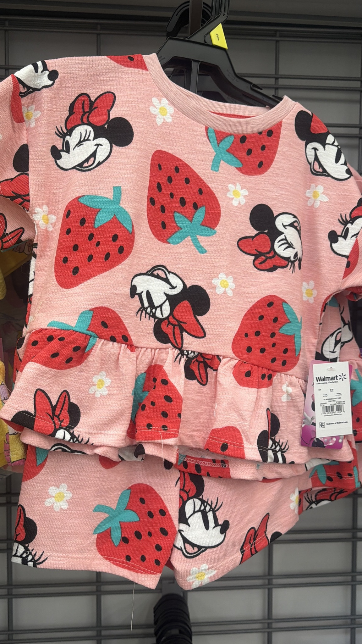 Kid’s Disney Outfits 