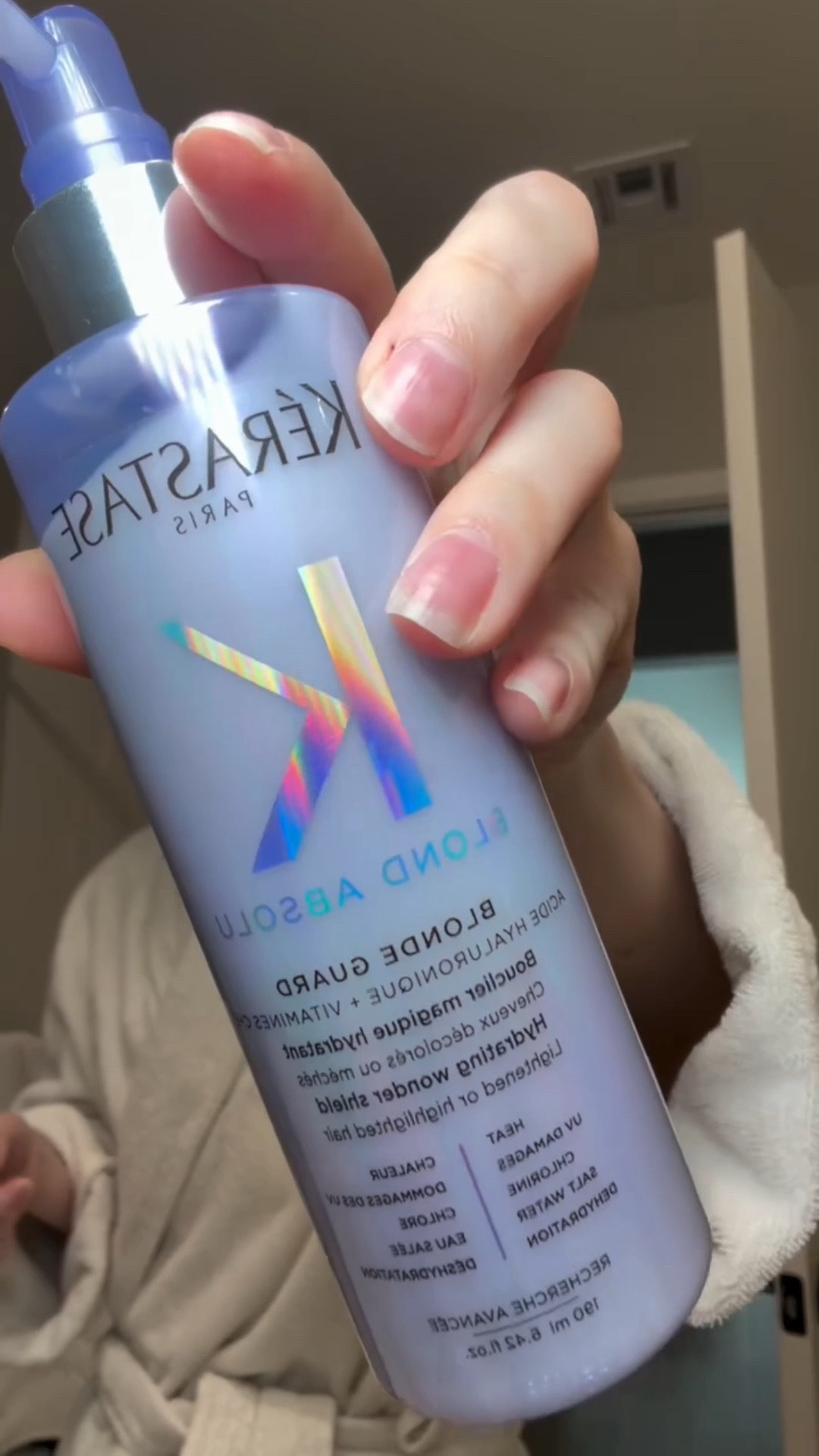 Absolutely love kerastase blonde guard! It leaves me hair feeling soft and strong. It comes in an easy to use spray bottle making it easy to distribute evenly throughout your hair. I feel like it protects my hair while protecting the blonde as well. 

@influenster #complimentary #Kerastase #BlondGuard #BlondAbsolu @kerastase_official