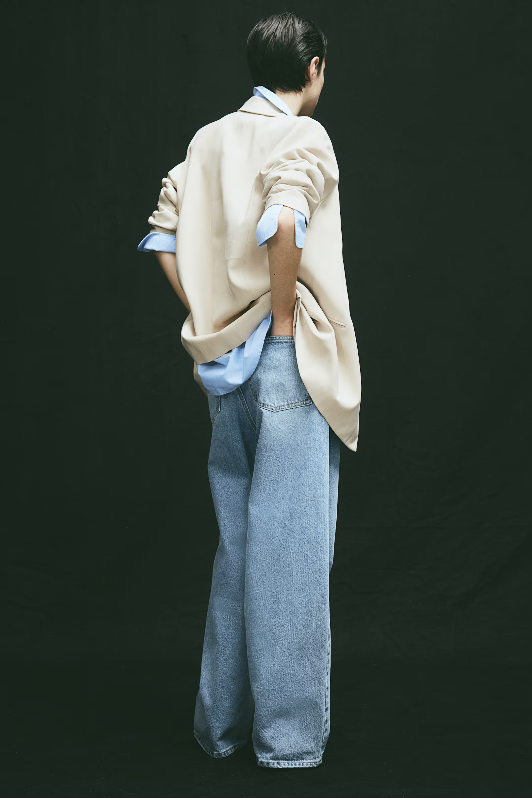 Blazer à fermeture croisée - Manches longues - Longueur classique - Beige clair - FEMME | H&M F... | H&M (FR, IT, ES, PT, BE)