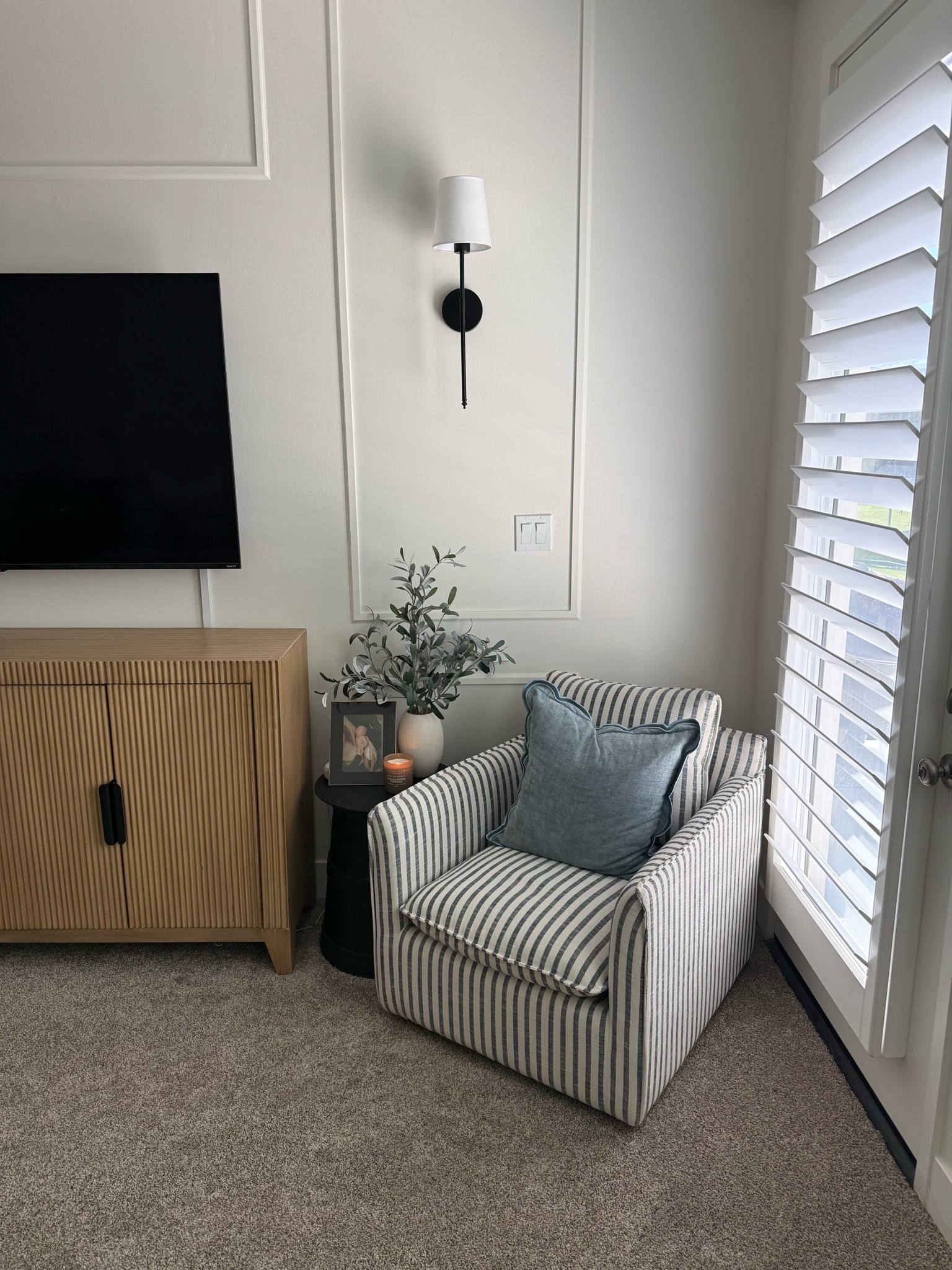Cozy corner with an affordable comfy chair

#LTKHome