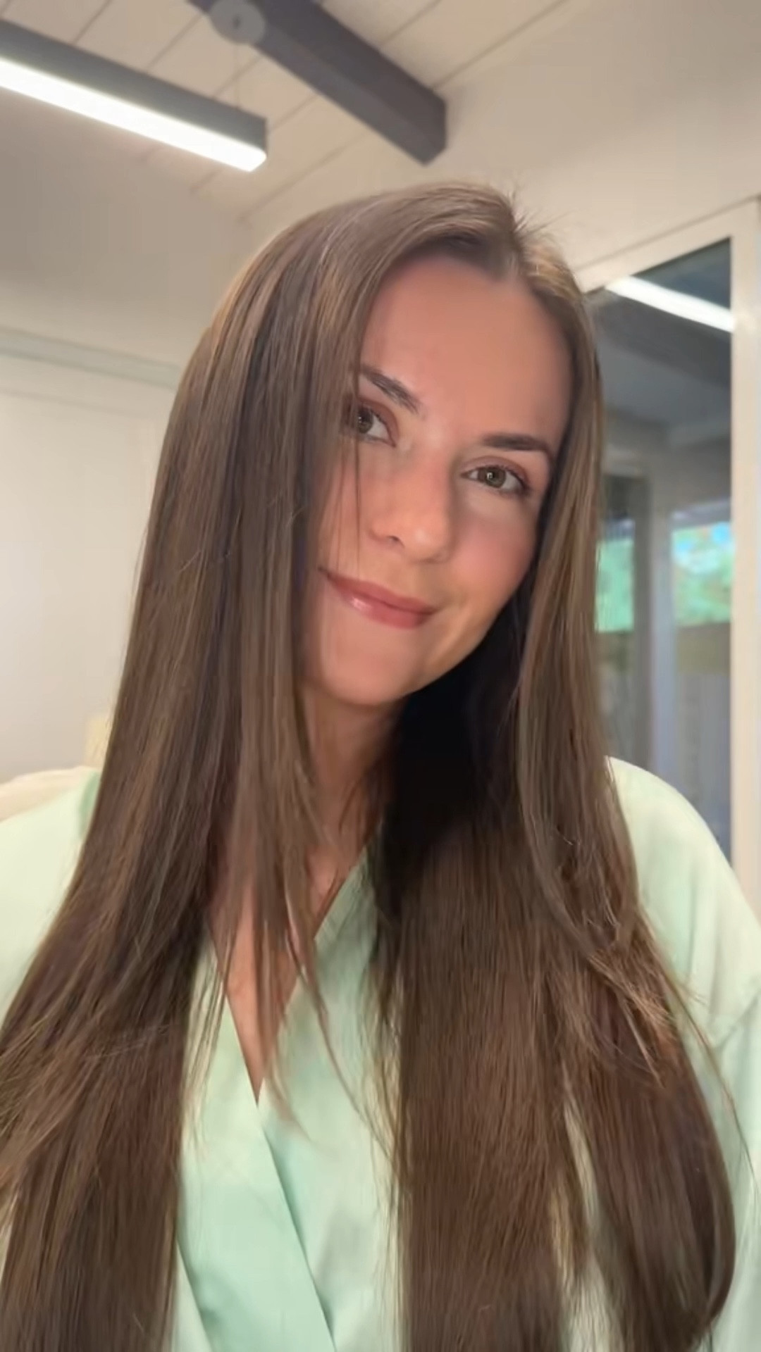 💄 Natural Glowy Makeup for Textured Skin | Everyday Soft Glam Look ✨

Doing a makeup tutorial for textured skin using my favorite products to achieve a smooth, radiant finish:
✨ Primer: Milk Makeup Hydrating Primer for a hydrated, flawless base
✨ Concealer: Hourglass Vanish Concealer for natural coverage
✨ Tint/Foundation: Givenchy Prisme Libre Skin-Caring Tint + Hourglass Skin Tint for a dewy, glowy complexion
✨ Contour: Milk Makeup Sculpt Stick | Bronzer: Simi Haze | Blush: Haus Labs + Refy Lip Blush for a fresh, natural flush
✨ Brows: NYX Brow Pencil + Refy Brow Gel for perfectly defined brows
✨ Powder: Huda Beauty Easy Bake Cherry Blossom | Highlighter: Ofra | Eyeshadow & Setting Spray: Charlotte Tilbury
✨ Mascara: Grande Lash Mascara | Lips: Make Up By Mario Lip Pencil + Balm

Achieve glowy, radiant skin, soft glam makeup, and dewy finish even with textured skin. Perfect for everyday makeup, natural glam, and hydrating makeup routines 💕

Do not forget to check out products on Sephora sale!!! 



#LTKSeasonal #LTKBeauty #LTKHoliday