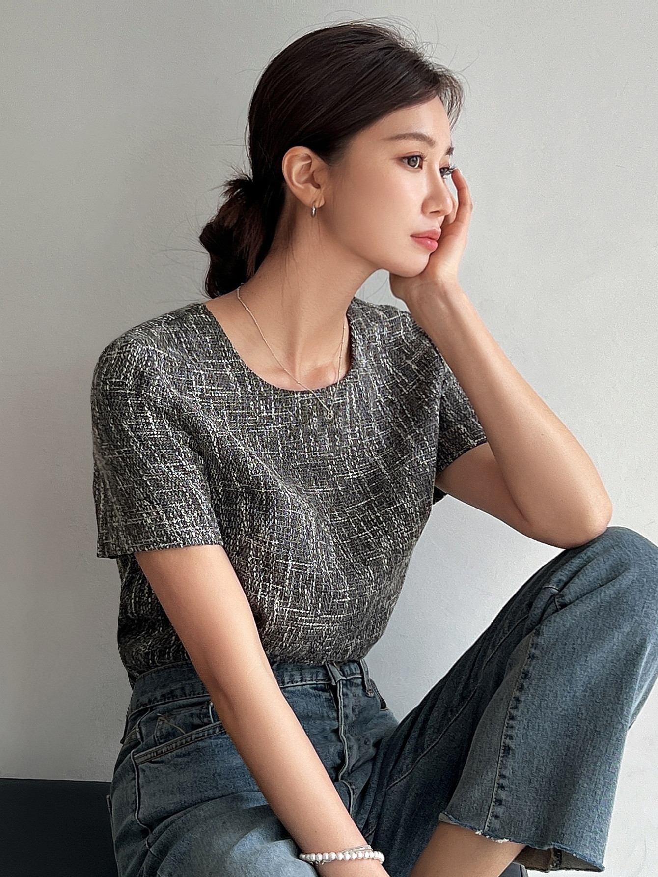 DAZY Keyhole Back Blouse | SHEIN