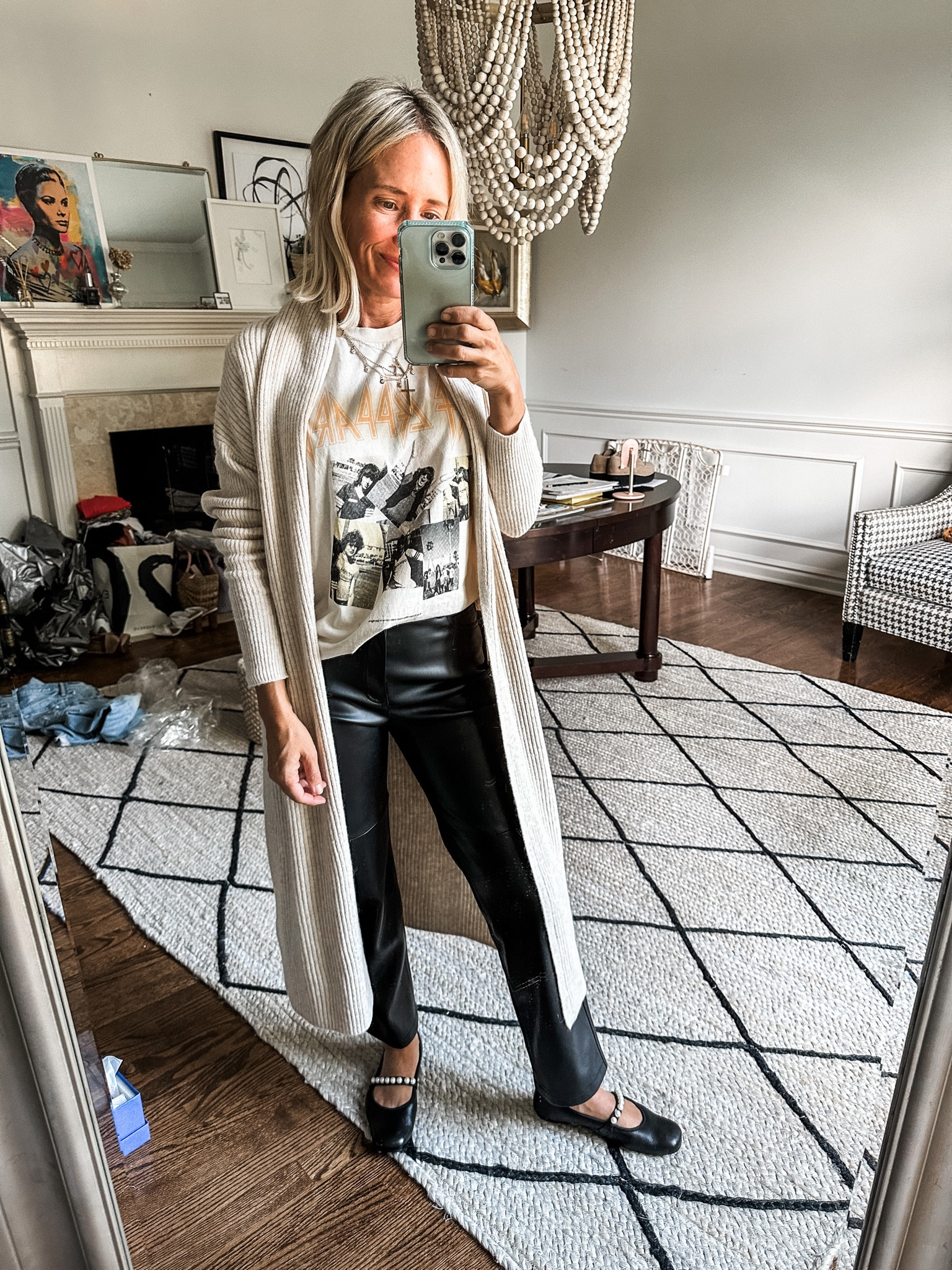 UNIQLO sweatshirt, Zara pants, Valentino Noir kitten heel