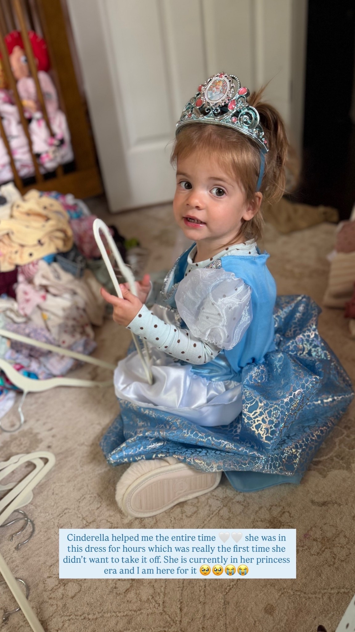 Cinderella helped me the entire time 🤍🤍 she was in this dress for hours which was really the first time she didn’t want to take it off. She is currently in her princess era and I am here for it 🥹🥹😭😭