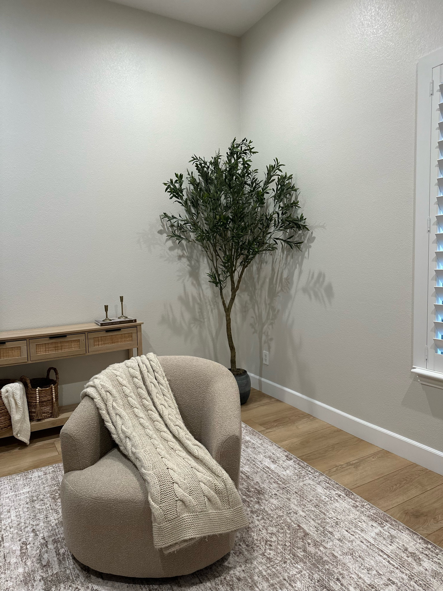 Designing our front room! 

#homedecor #cozyhome #walmart #amazonhome @walmart @amazon

#LTKdayinmylife #LTKHome #LTKvlog
