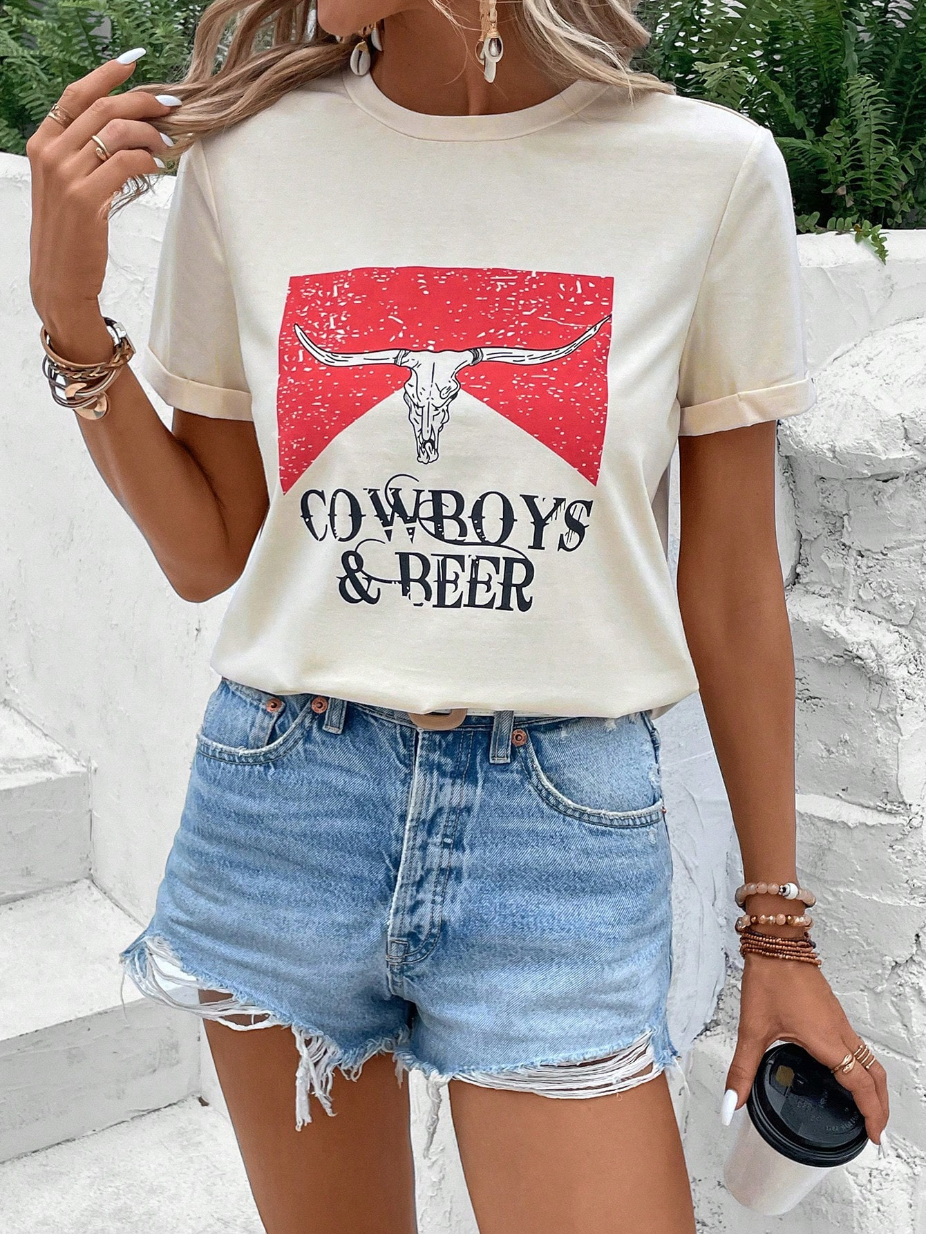 SHEIN LUNE Letter Graphic Tee | SHEIN