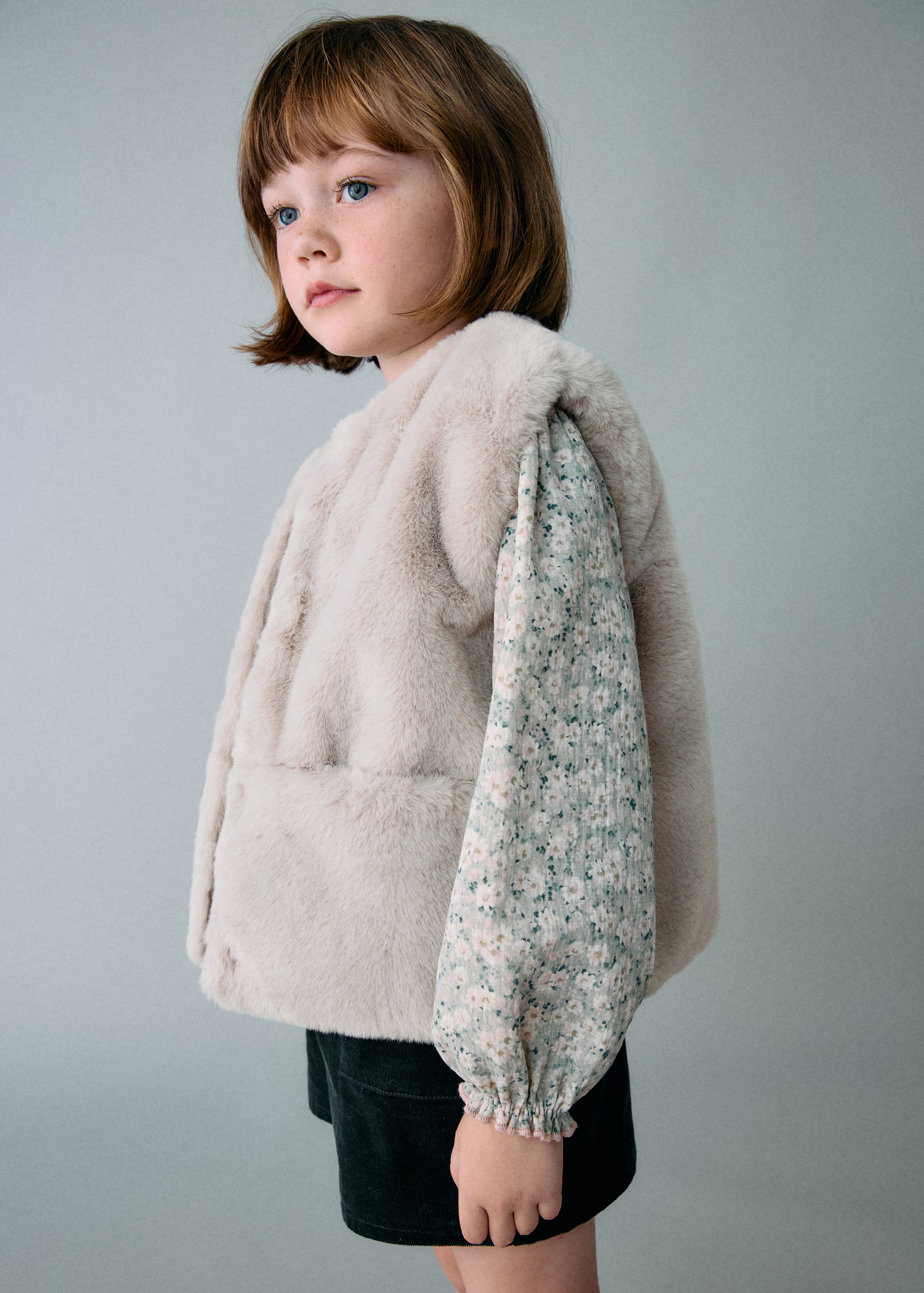 Fur-effect cape vest | Mango (US/MX/AU)