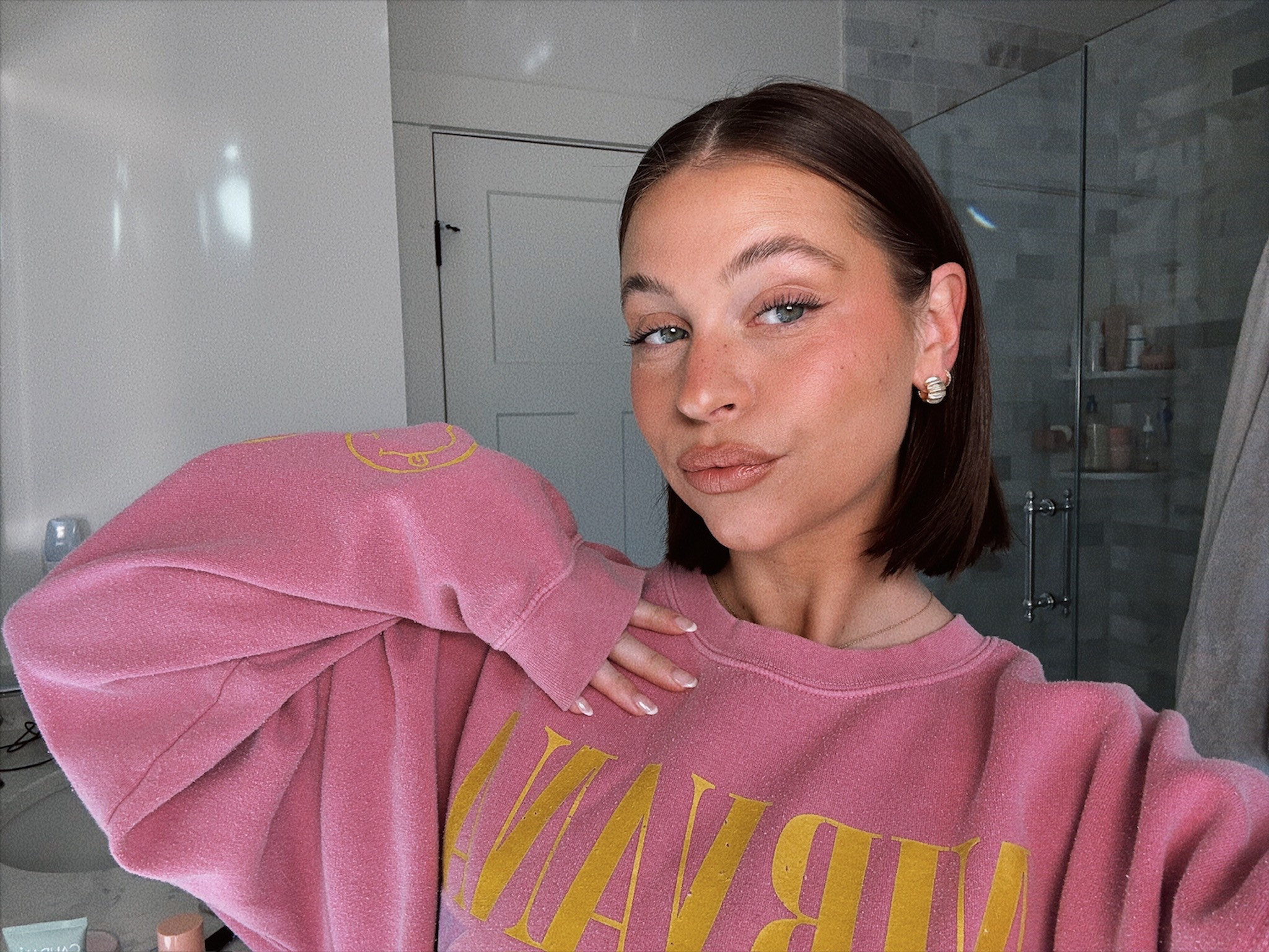 Followed Hailey Biebers new makeup look using my makeup🍓

#LTKBeauty