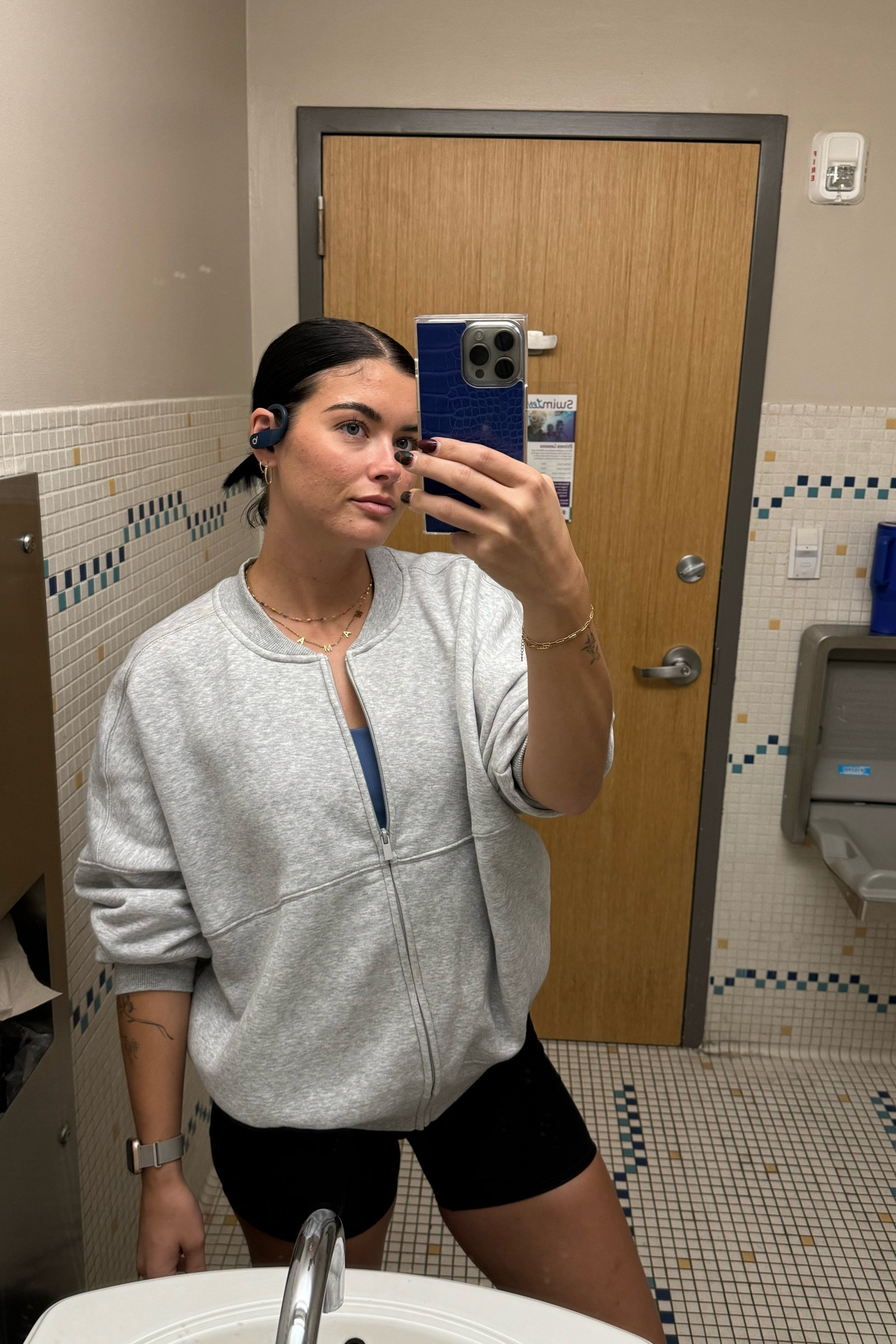 obsessed with this Walmart jacket 🤘

#LTKFindsUnder50 #LTKFitness #LTKActive