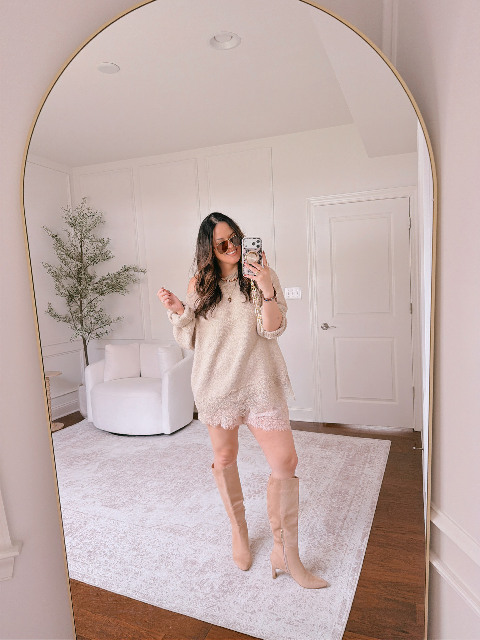 wearing an XL in both pieces 

 #LTKSeasonal #LTKMidsize