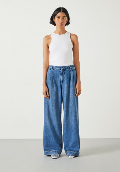 Lya Pleated Wide Leg Jeans | Hush UK