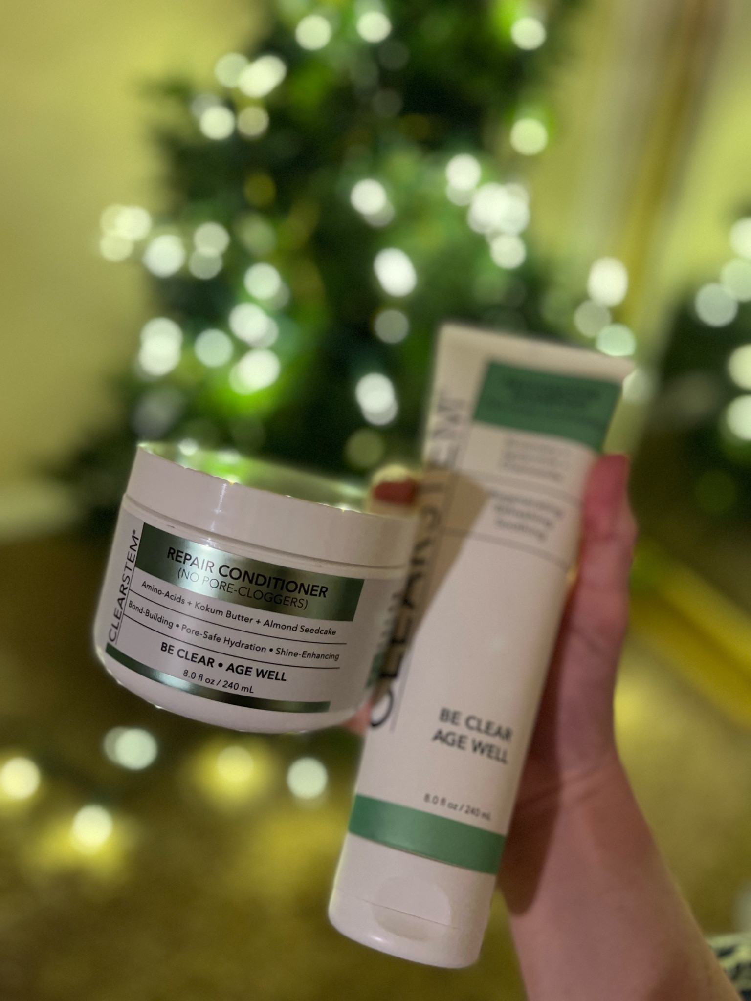 new clean hair routine!! i’m already sooo impressed by the clearstem shampoo and conditioner. 

✅clean ingredients
✅hair gets clean
✅lathers well
✅hair is soft and shiny and silky

my code GRACEKRAEMER will save you 15% at checkout with clearstem. 



#LTKFindsUnder100 #LTKBeauty #LTKGiftGuide