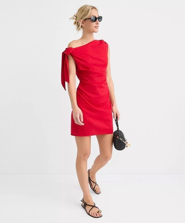 Dress On Sale!

#LTKOver40 #LTKTravel #LTKootd