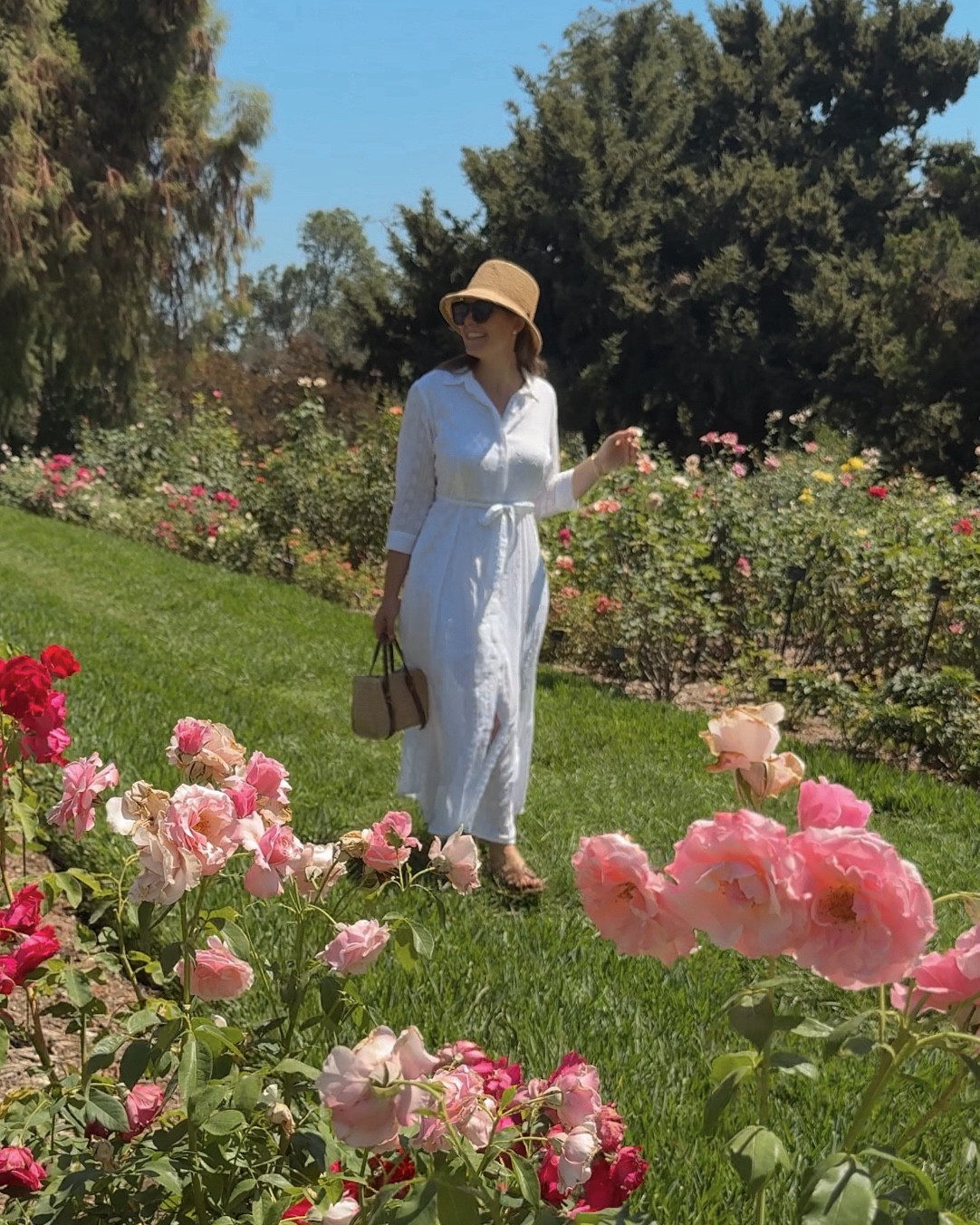 Spent a late birthday wandering the gardens at The Huntington, one of my favorite places in Southern California 🌸 It’s still warm here so I opted for a light and breathable white dress. Effortless, timeless, and perfect for days when comfort meets elegance. I paired it with a woven bag and straw hat for that classic chic touch 🤍

🍂 For fall, I’d style this same dress with ballet flats and a trench coat, the perfect way to transition a timeless piece into cooler weather. All pieces are linked here so you can shop this look for your own sunny days in the garden or city strolls ✨

Purse: Zara ref 6620/510/111

With Amour, M.

#TimelessStyle #WhiteDressOutfit #FallTransitionStyle #FrenchStyle #FrenchInspiredFashion #EverydayChic

#LTKStyleTip #LTKSeasonal #LTKxMadewell