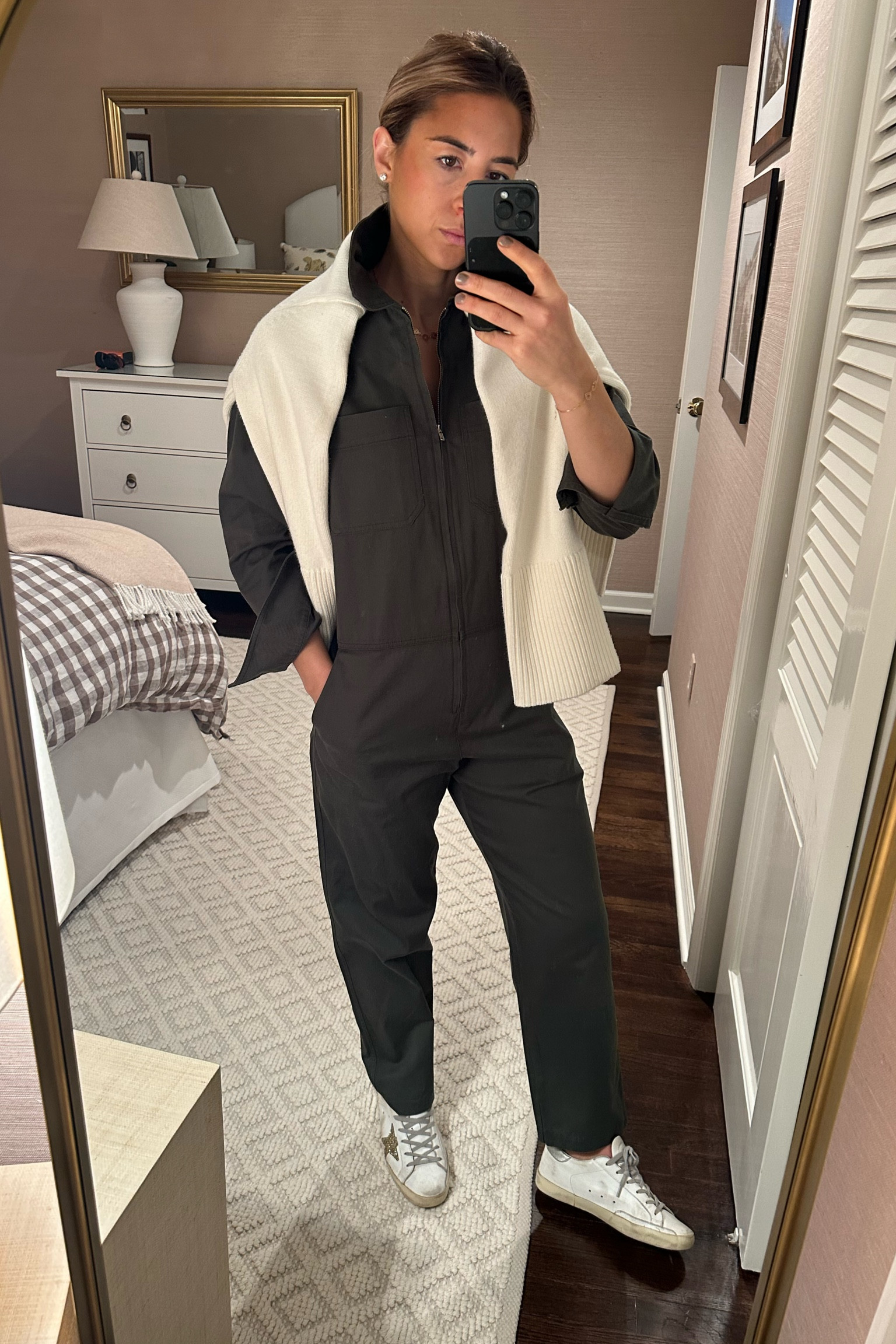 Loving a jumpsuit- it’s the winter equivalent to a dress. Thoughtless, put-together, throw on outfit! #jumpsuit #armygreen

#LTKbeauty #LTKworkwear #LTKstyletip