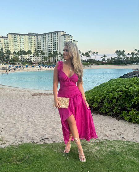 On Hawaii time 🩷🏝️☀️ 


Vacation outfit // Hawaii // travel // wedding guest dress // vacay // Abercrombie 

#LTKSeasonal #LTKtravel #LTKstyletip