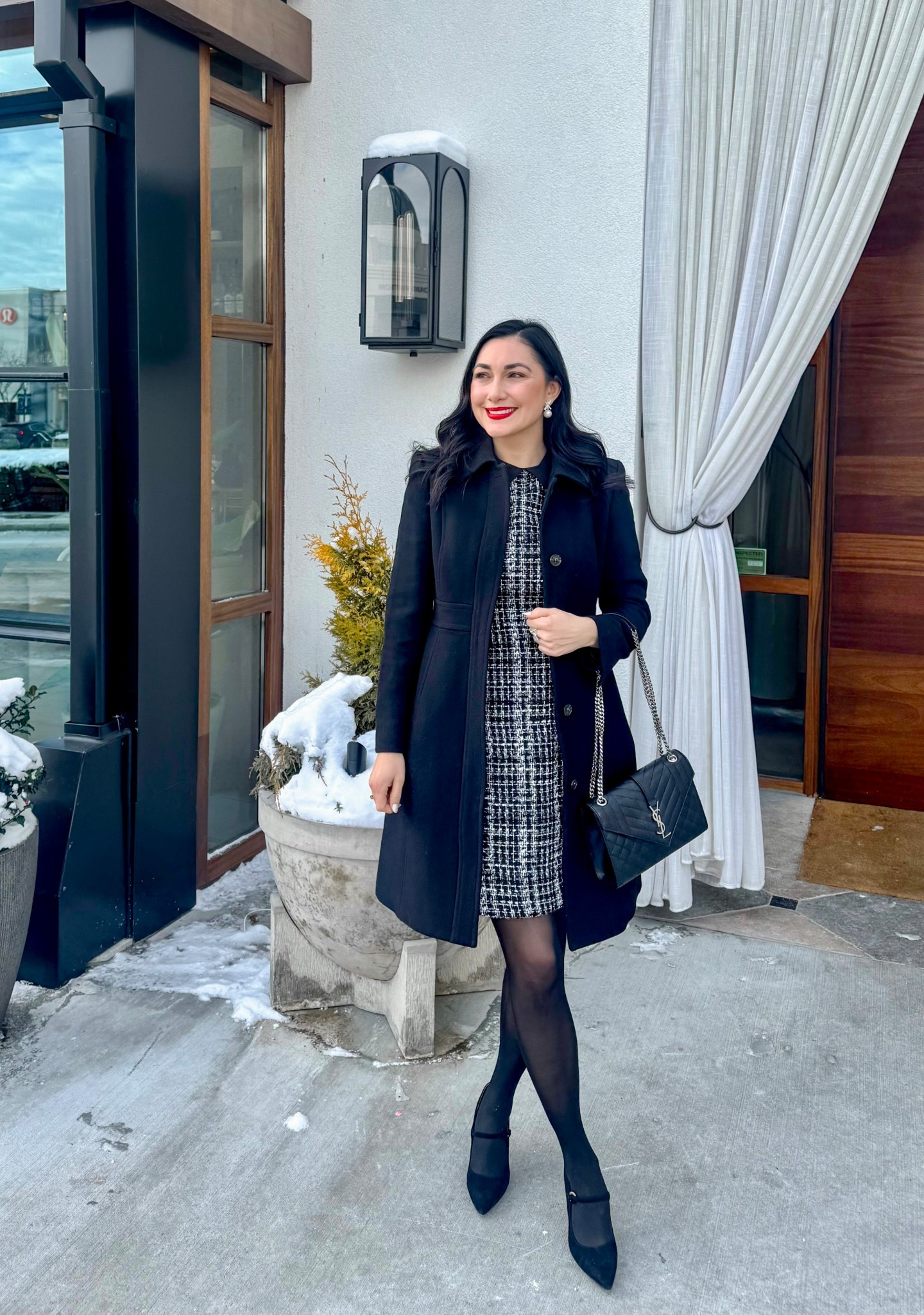 Classic holiday outfit 🖤

Black and white tweed sheath dress size 4 (50% off)
Sheertex tights size medium 
Black Mary Jane heels 

Birthday outfit 
Christmas outfit 
Holiday style 
Work outfit 
Business professional 


#LTKSeasonal #LTKWorkwear #LTKSaleAlert