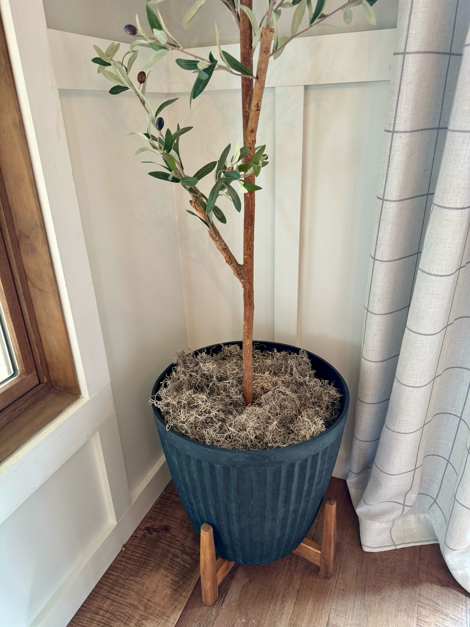 Best filler for faux trees!  Add some paper bunched up around the base, and top it with this bag of moss!  I got 4 trees stuffed out of one bag.  

Amazon l Amazon finds l diyhack l faux tree l moss 

#LTKFindsUnder50 #LTKHome