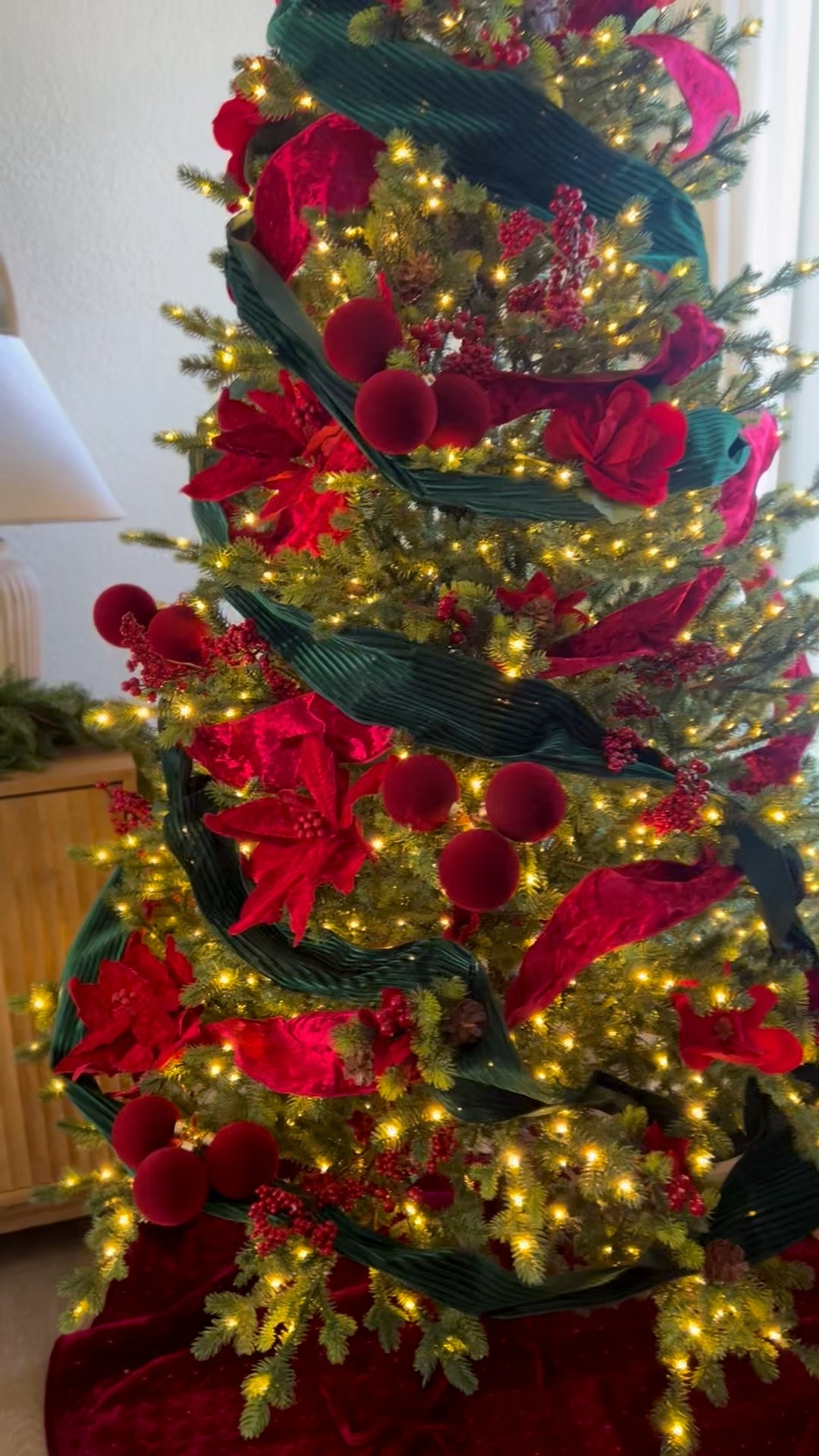 This year I decorated my downstairs tree in traditional red and green colors. I was going to do the trending Ralph Lauren Christmas but decided this had a moment. I might add some green and blue plaid or tartan in my gift wrapping😉 I did found some gorgeous garlands and ribbons on Amazon to give a nice luxurious look. Check out my Amazon store front today!

#LTKHoliday #LTKCyberWeek #LTKSeasonal
