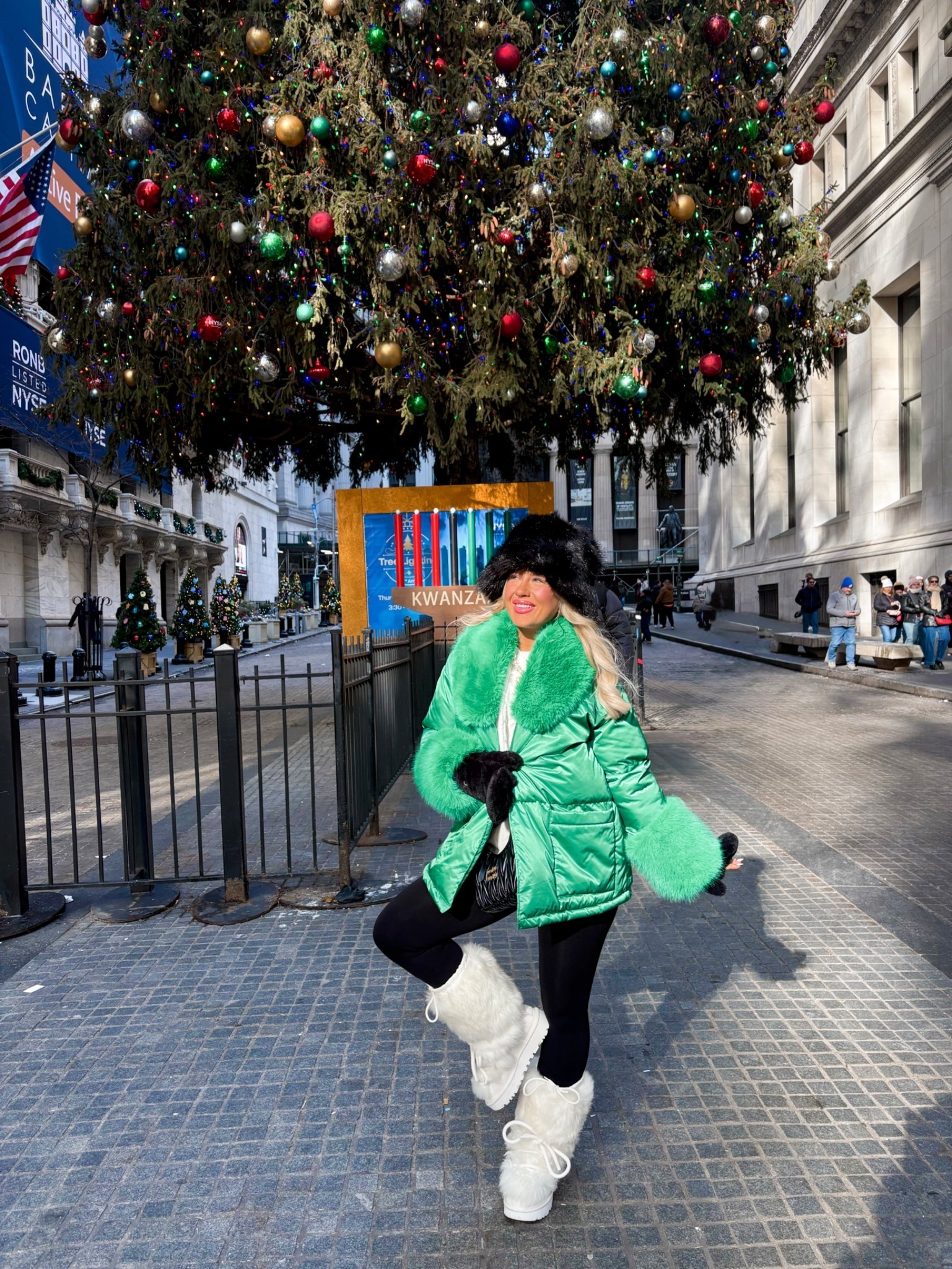 BEST SNOW BOOTS

#LTKGiftGuide #LTKHoliday #LTKSeasonal