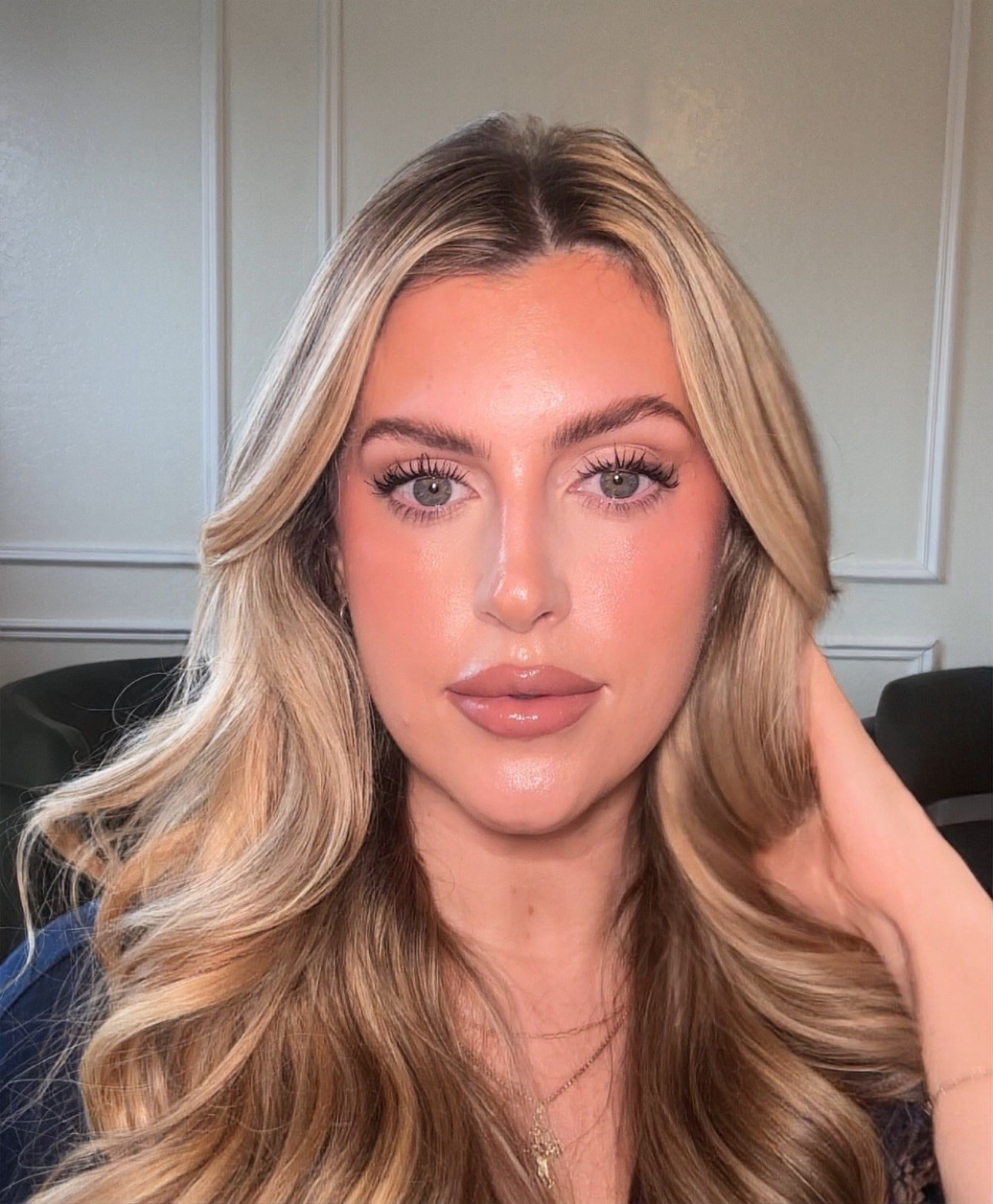Shop this soft glam look 💋💄

#LTKBeauty #LTKmorningroutine #LTKHoliday