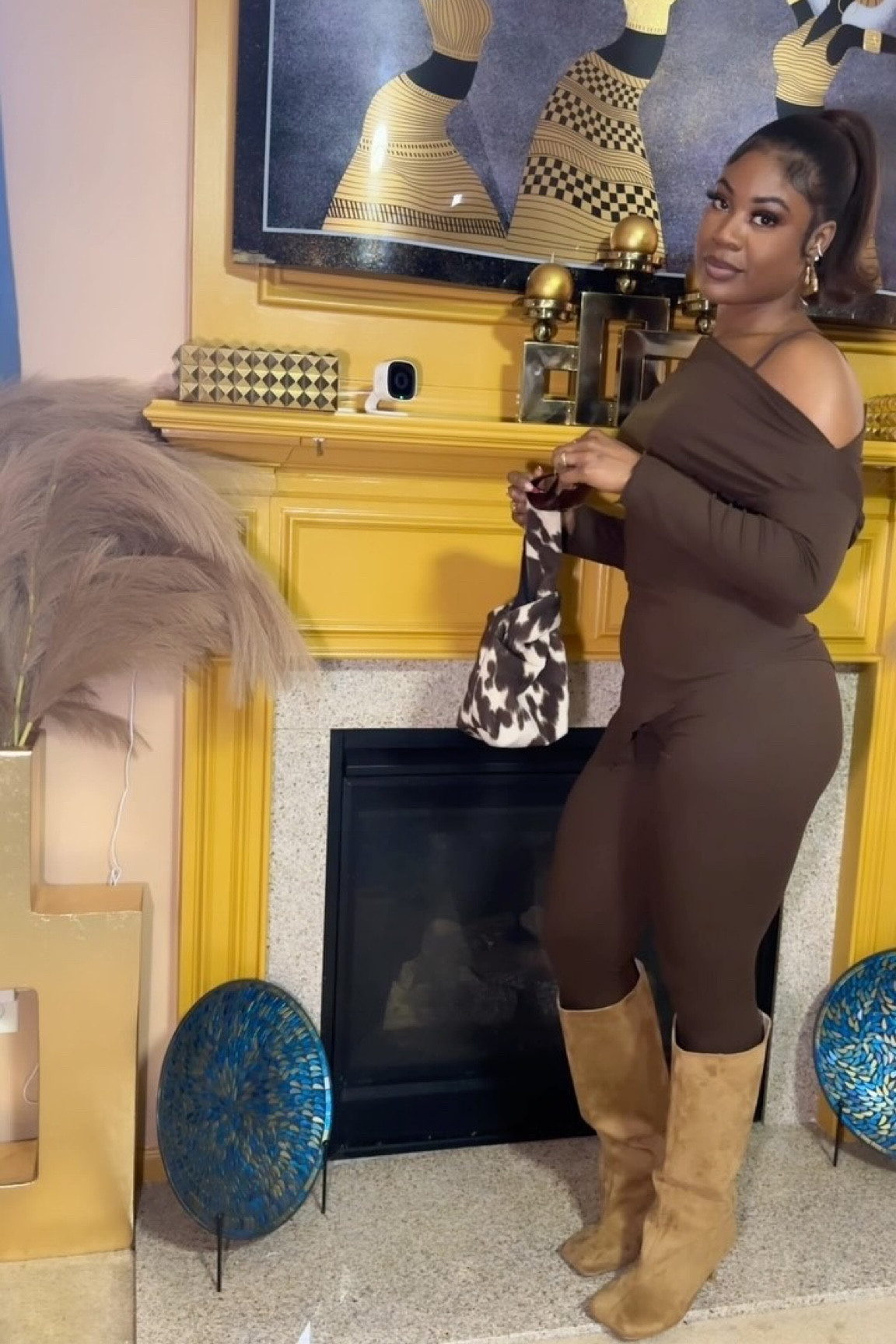 I’m absolutely loving my ‘Already ready with me 🫶🏾’ series. If you think they’re cute tell me so in the comments! I love to hear your thoughts. 

Anyway get into this look! If you’re curious 👀 about any of the pieces comment ‘LOOK’ and I got you! 
https://liketk.it/55WS6 😉 

Bag: @yaito.co