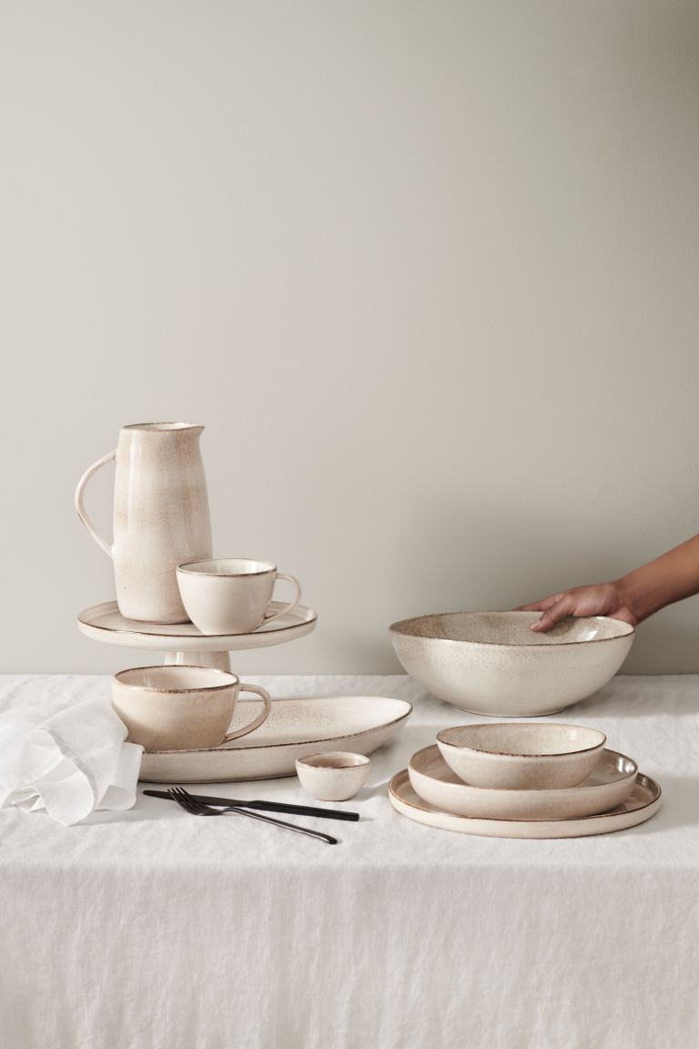 Large Stoneware Serving Dish | H&M (US + CA)