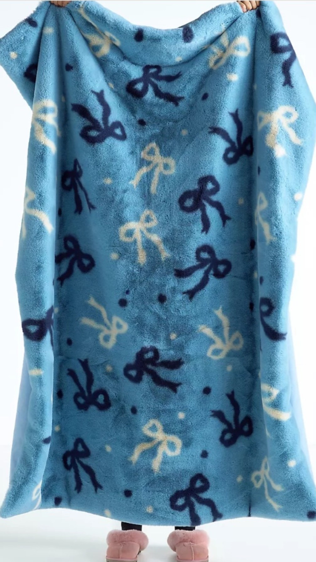 Sale! Bow blanket
Gifts for her
Anthropologie gifts 



#LTKSaleAlert #LTKHome