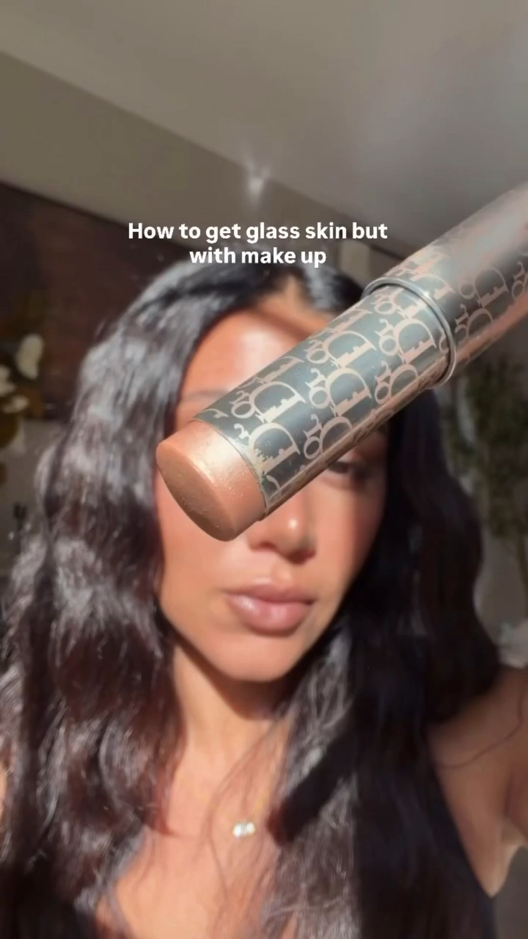 Giving sun-kissed luminous finish ✨ follow me if you want to glow all summer ✨✨ @diorbeauty 

#glassskin #diorbeautylovers #makeup