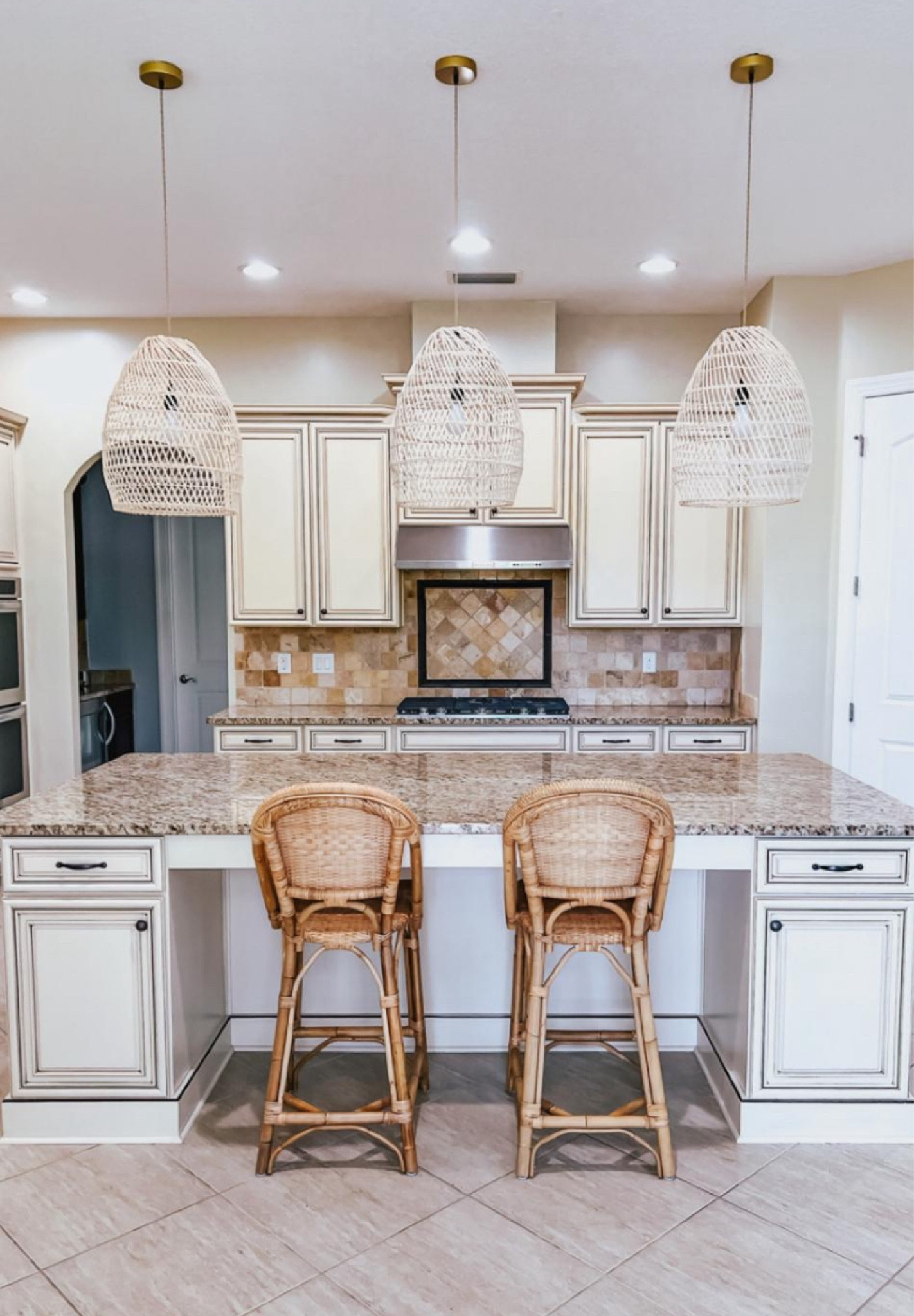 Our wayfair pendant lights that are sooo good 😍😍

#LTKSaleAlert #LTKFindsUnder50 #LTKHome