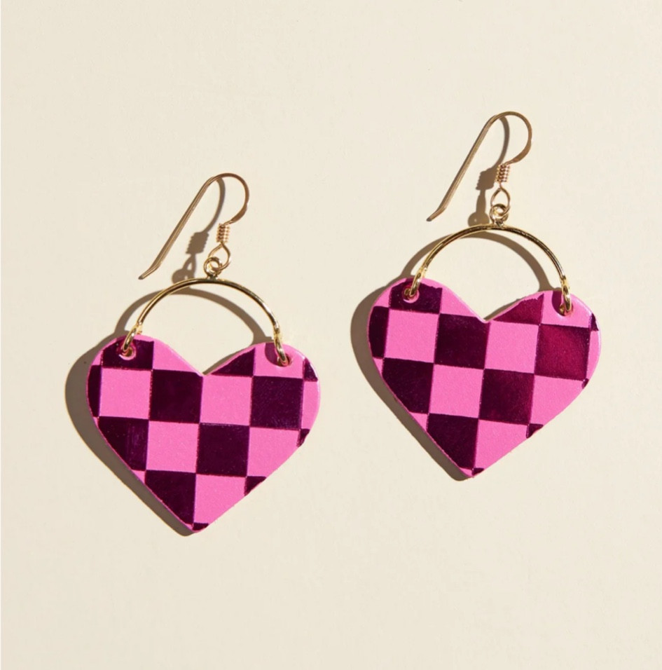 Love these! 🩷❤️🩷❤️

#LTKFindsUnder50 #LTKStyleTip #LTKOver40