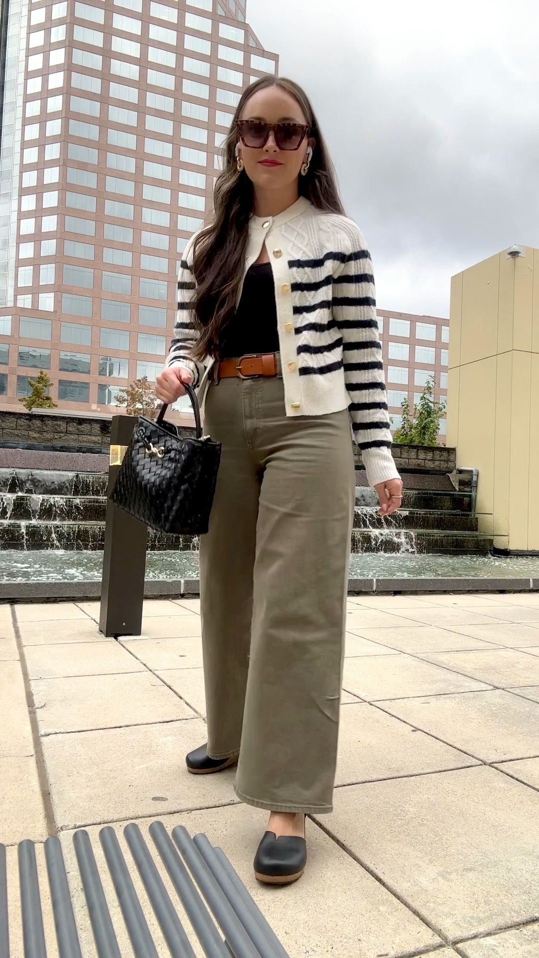 Grab this cardigan and pants from Target while they are on sale under $20! The purse and sunnies are also from Target!

#LTKWorkwear #LTKFindsUnder50 #LTKVideo