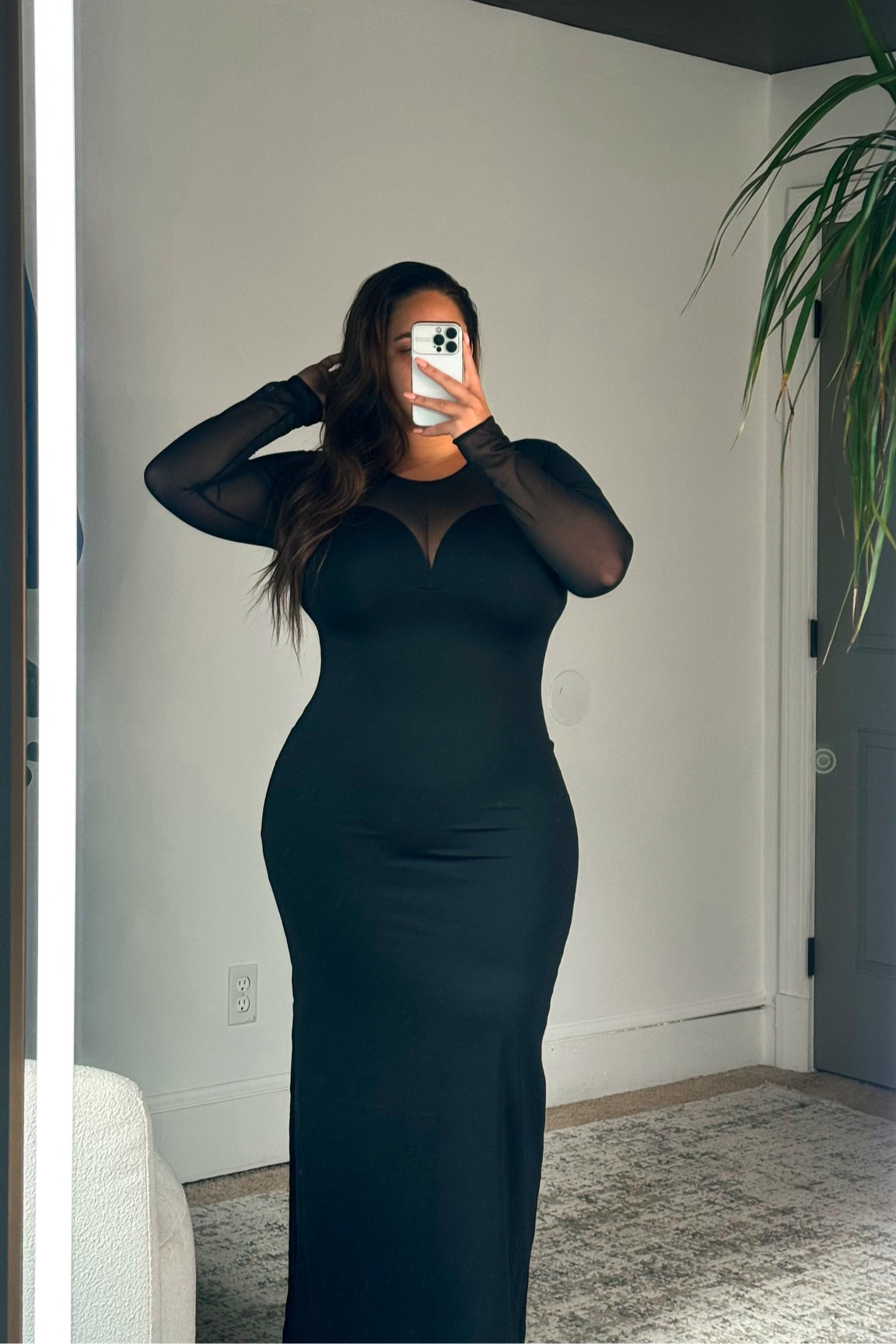 Dress with built in Shapewear 
Mesh sleeves with compression
Has a built in bra and a gusset 

5’2” size 14-16 wearing an XXL 

on sale for 30% off! 

#LTKStyleTip #LTKMidsize #LTKSaleAlert