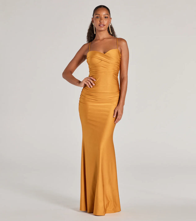 Maisie Sweetheart Ruched Mermaid Formal Dress | Windsor Stores