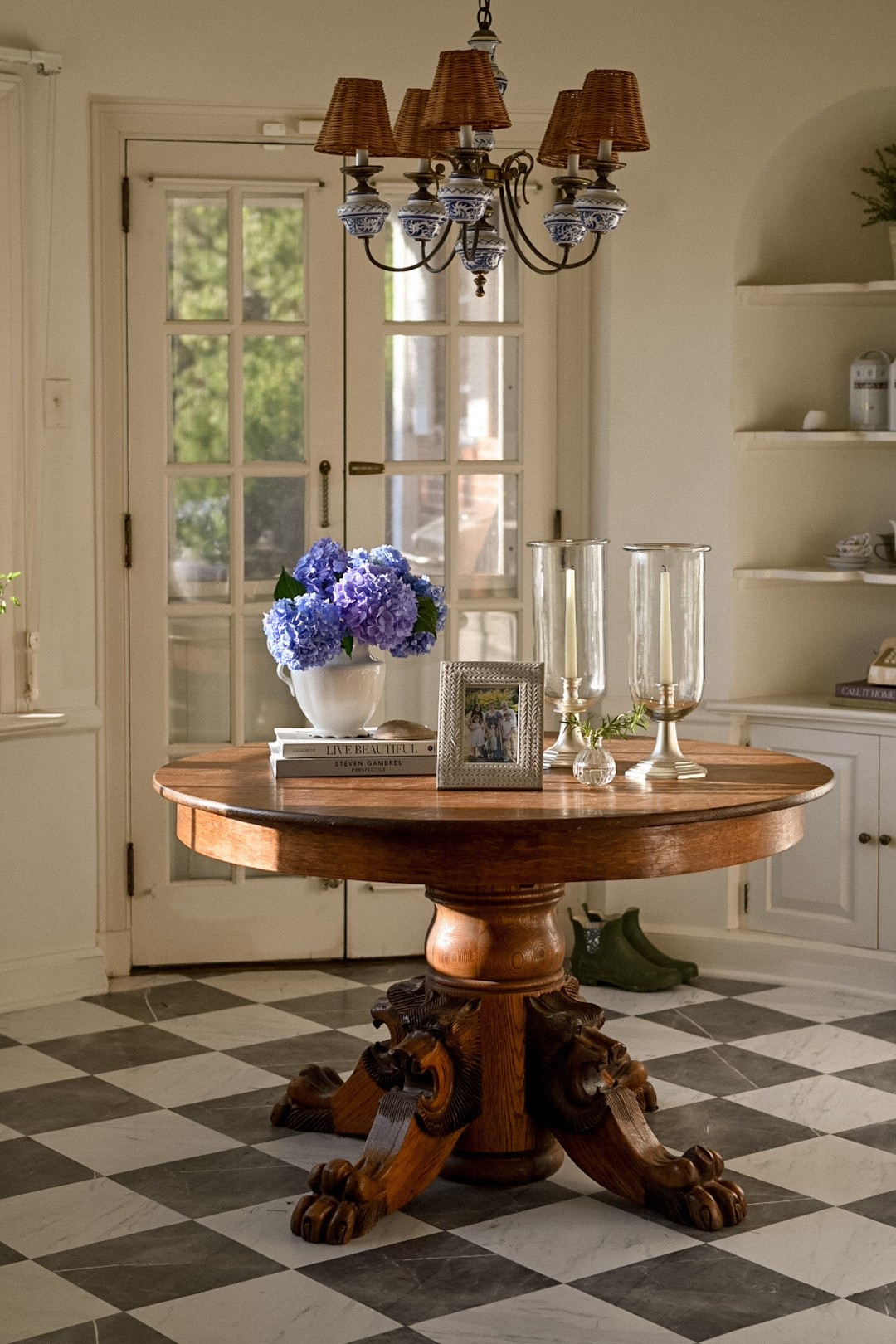 Hydrangeas + hurricanes… must be summer!

#LTKHome