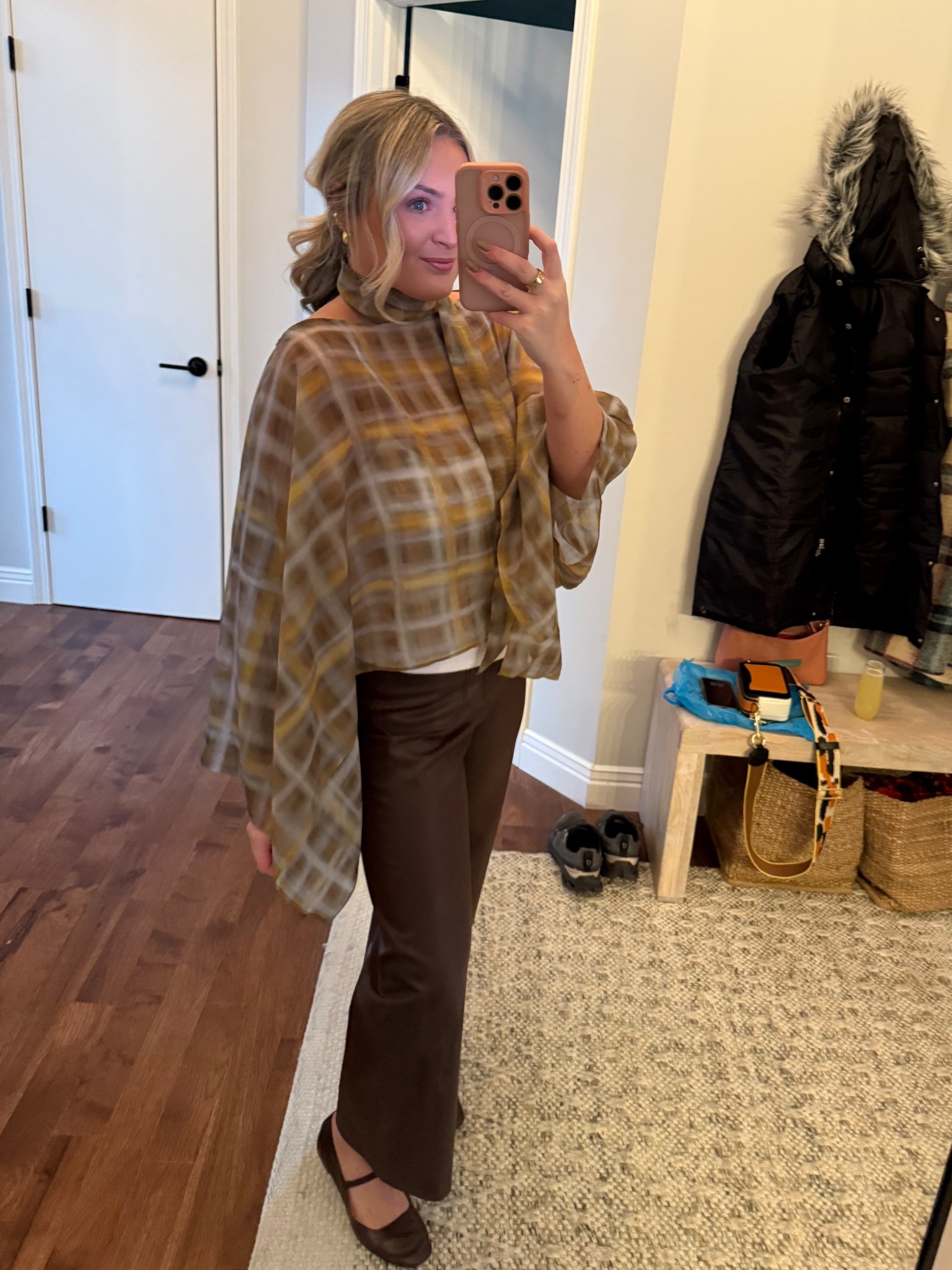 thankful 🤎

Top: ZARA 2010/819

#LTKHoliday #LTKootd #LTKSeasonal