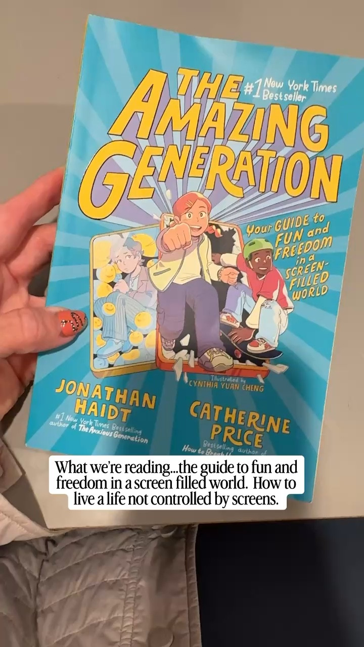 One of the best books for talking to your kids about screens and having a healthy relationship with them.

#ScreenFreeHome #kidsBooks #BooksForKids #SummerReading ￼

#LTKKids #LTKmomlife