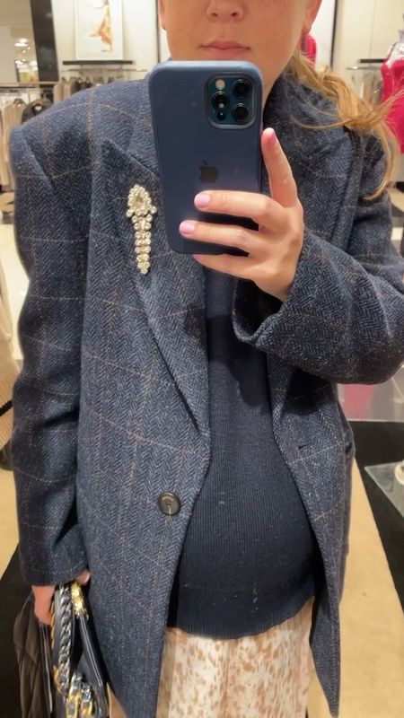 This blazer coat is absolutely stunning if you’re looking for a classic, timeless investment piece. It comes with the brooch.

Blazer, blazer coat

#LTKSeasonal #LTKworkwear