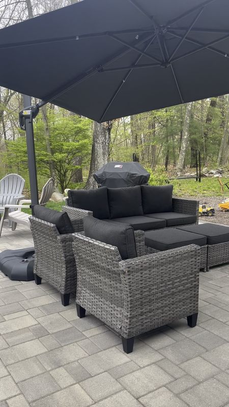 Slowly getting all of the furniture put together! The loveseat is next on the list.

Patio furniture 
Patio umbrellas 
Outdoor living


#LTKhome #LTKSeasonal
