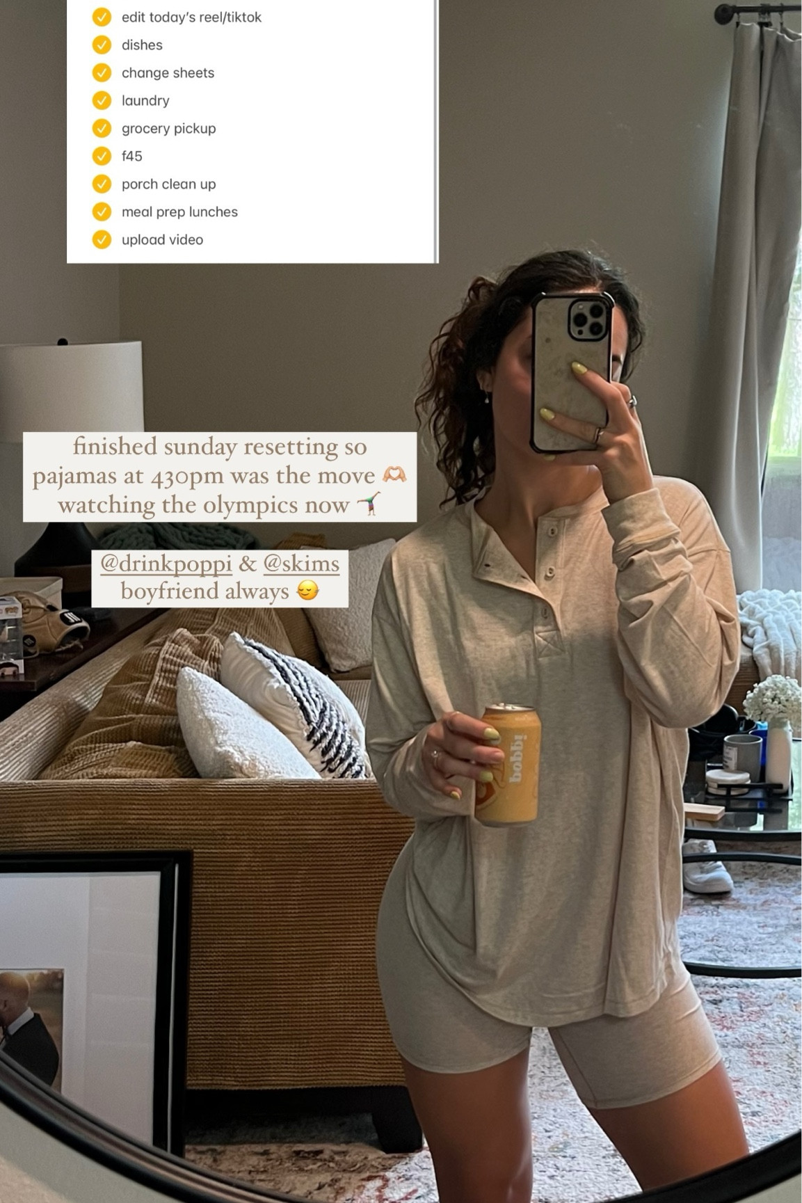 finished sunday resetting so pajamas at 430pm was the move 🫶🏼 watching the olympics now 🤸🏽‍♀️ @drinkpoppi & @skims boyfriend always 🙂‍↔️

Wearing a medium in the top
Wearing a small in the boxers