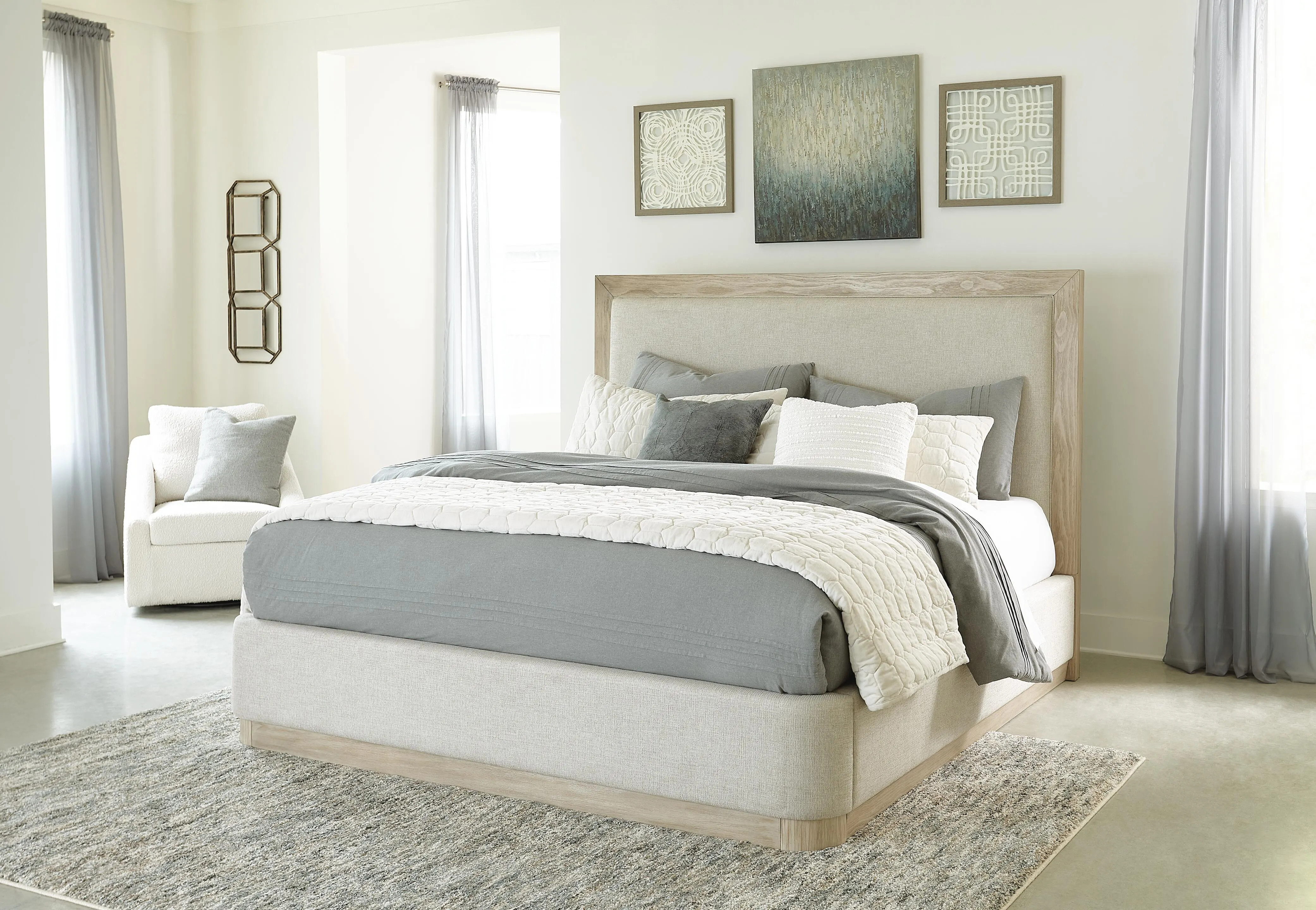 Hennington California King Upholstered Bed, Bisque | Ashley
