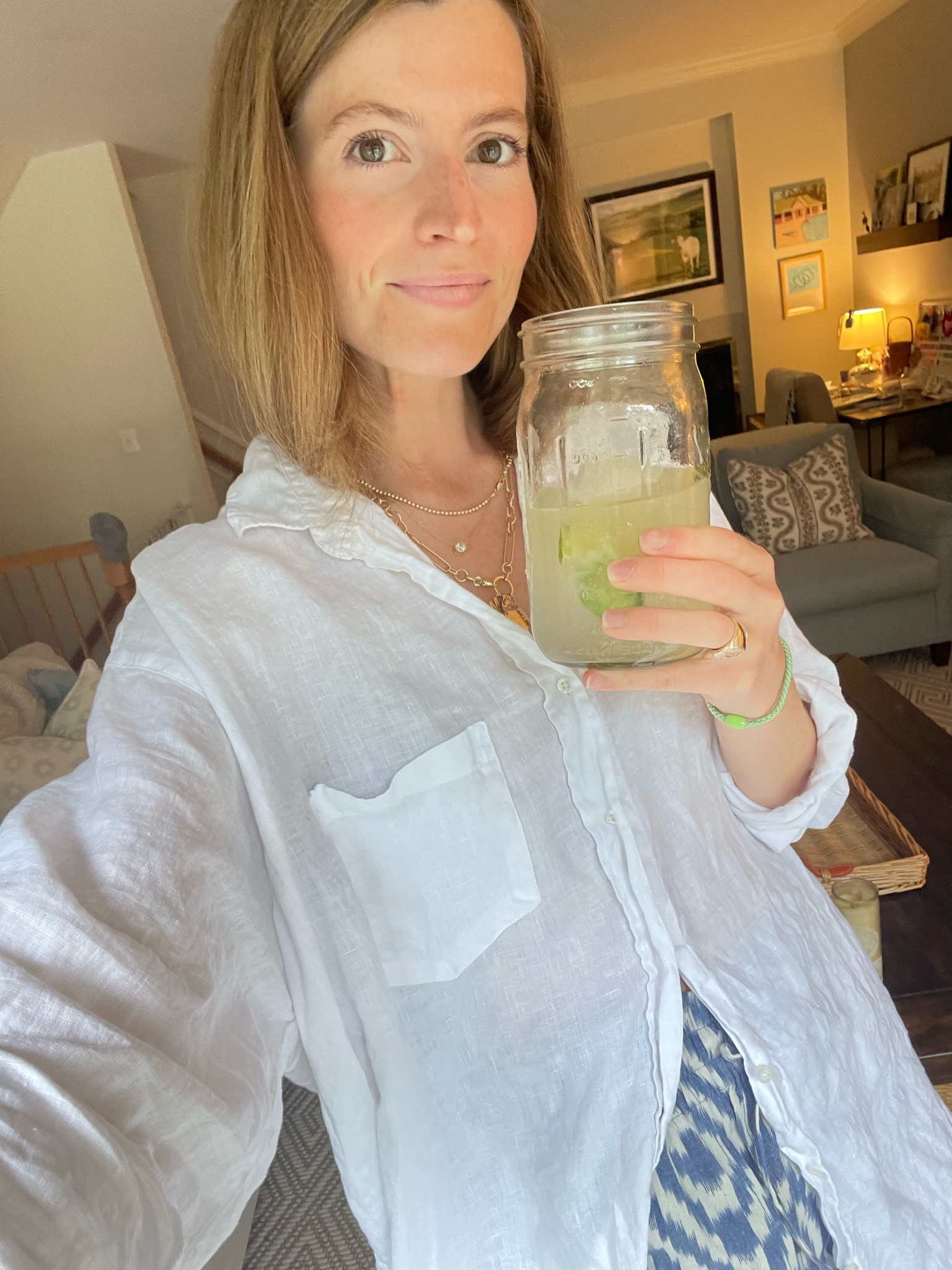 Wearing a small short. Top is one size !