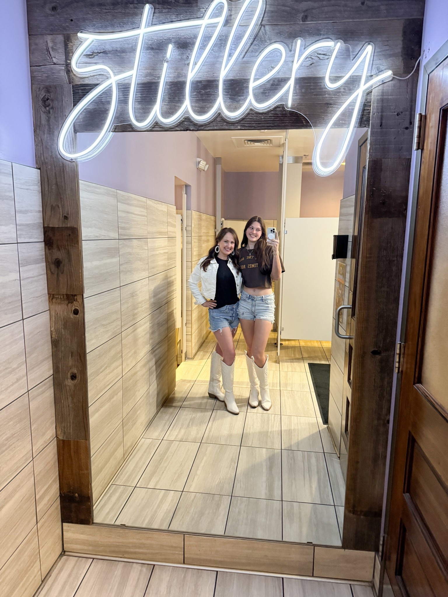 Cowboy boots country concert outfit 

#LTKBeauty #LTKStyleTip #LTKShoeCrush